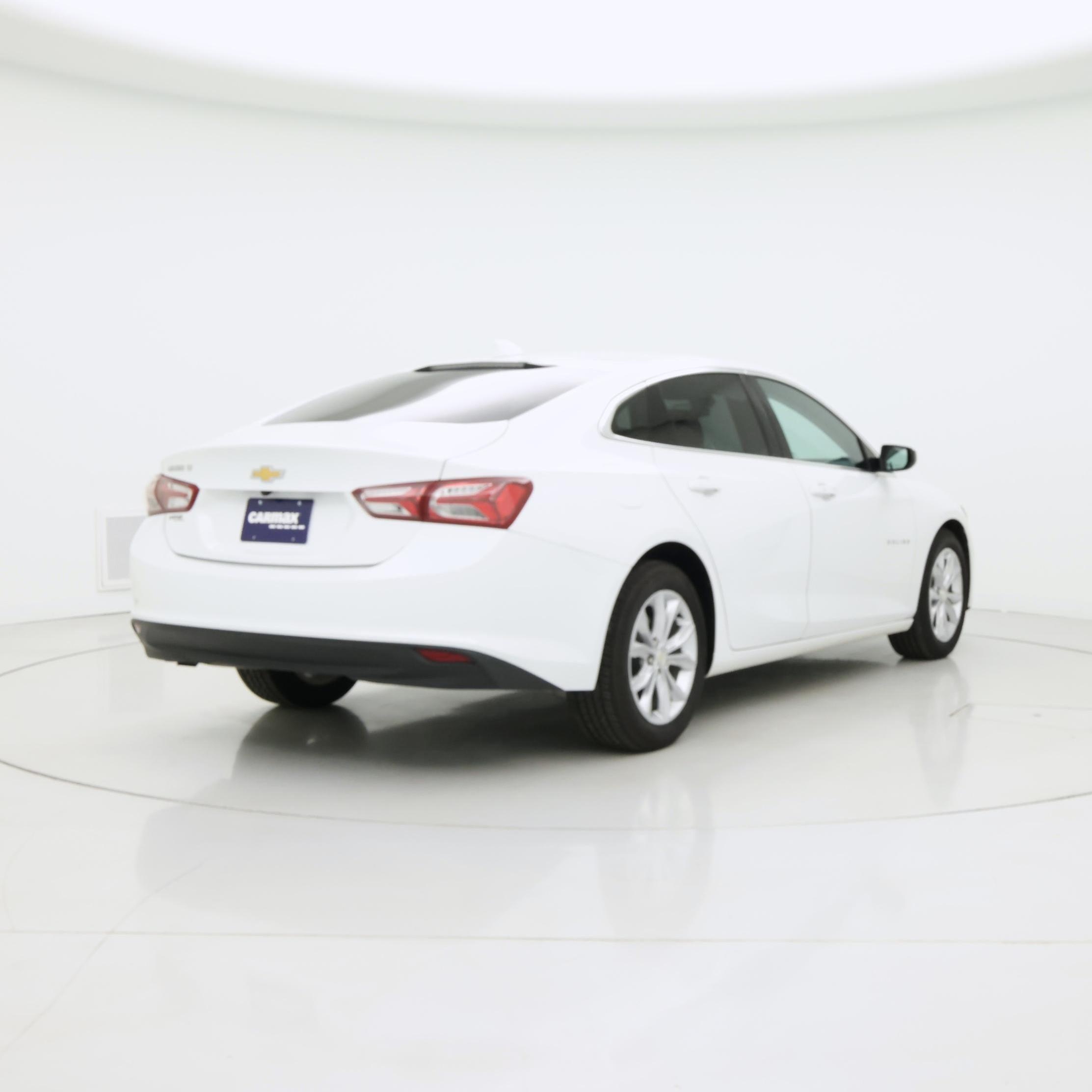 Thumbnail: 2022 Chevrolet Malibu - 8