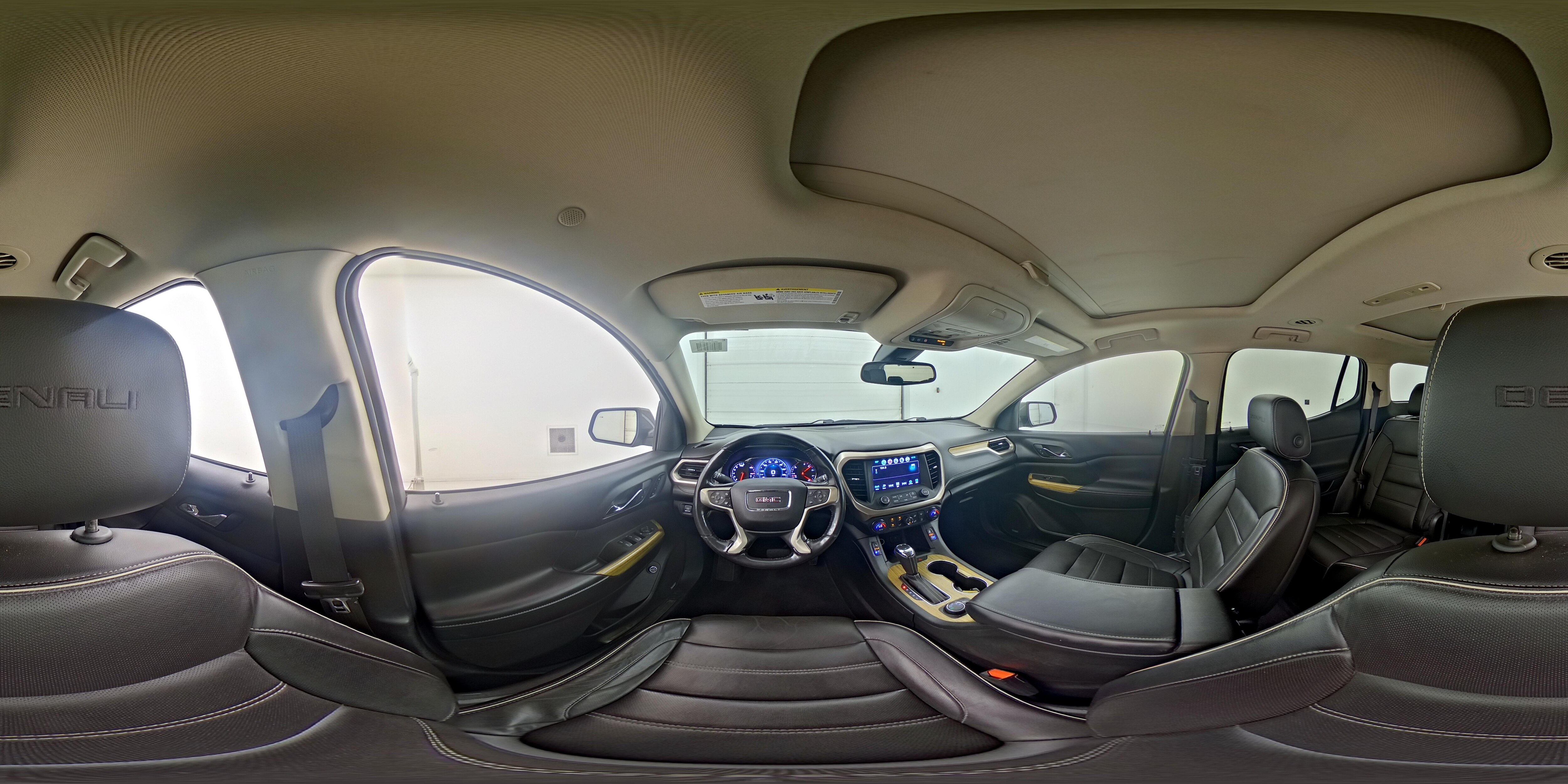 2018 GMC Acadia Denali - Photo 28
