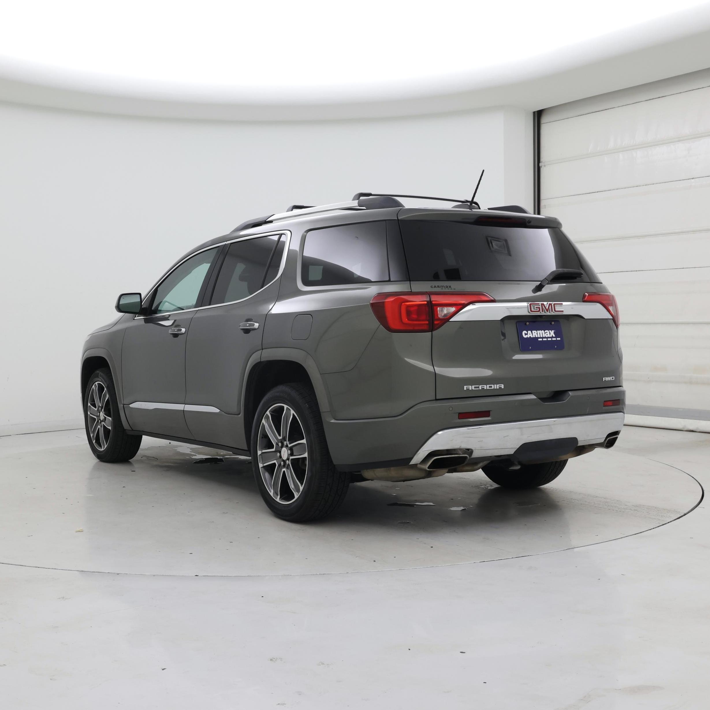Thumbnail: 2018 GMC Acadia - 2