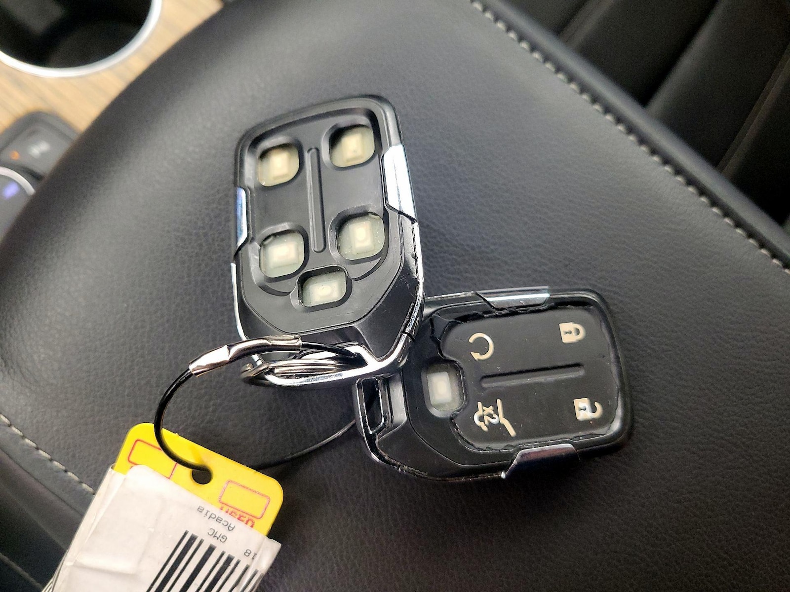 2018 GMC Acadia Denali - Photo 25