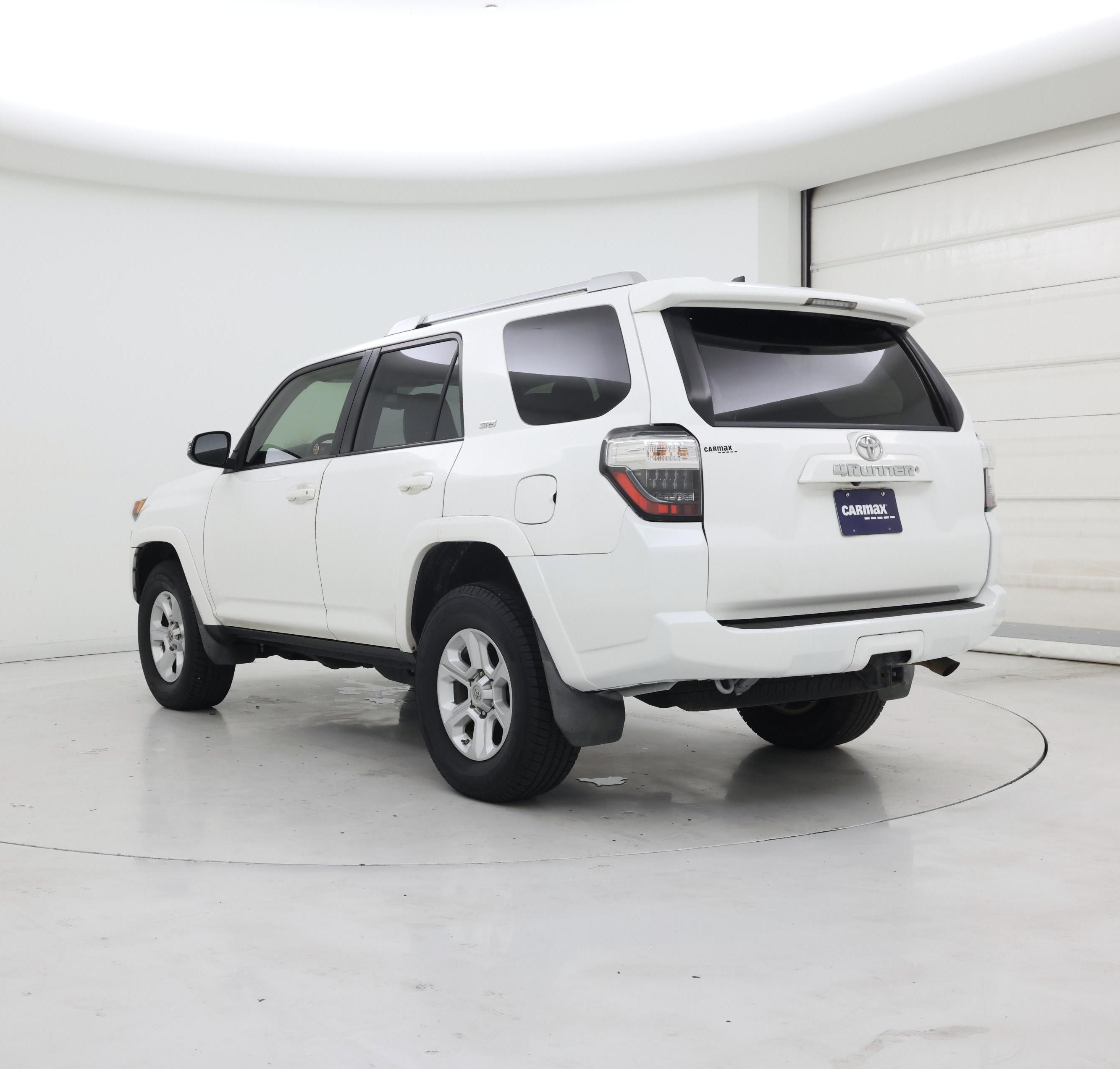 Thumbnail: 2017 Toyota 4Runner - 2