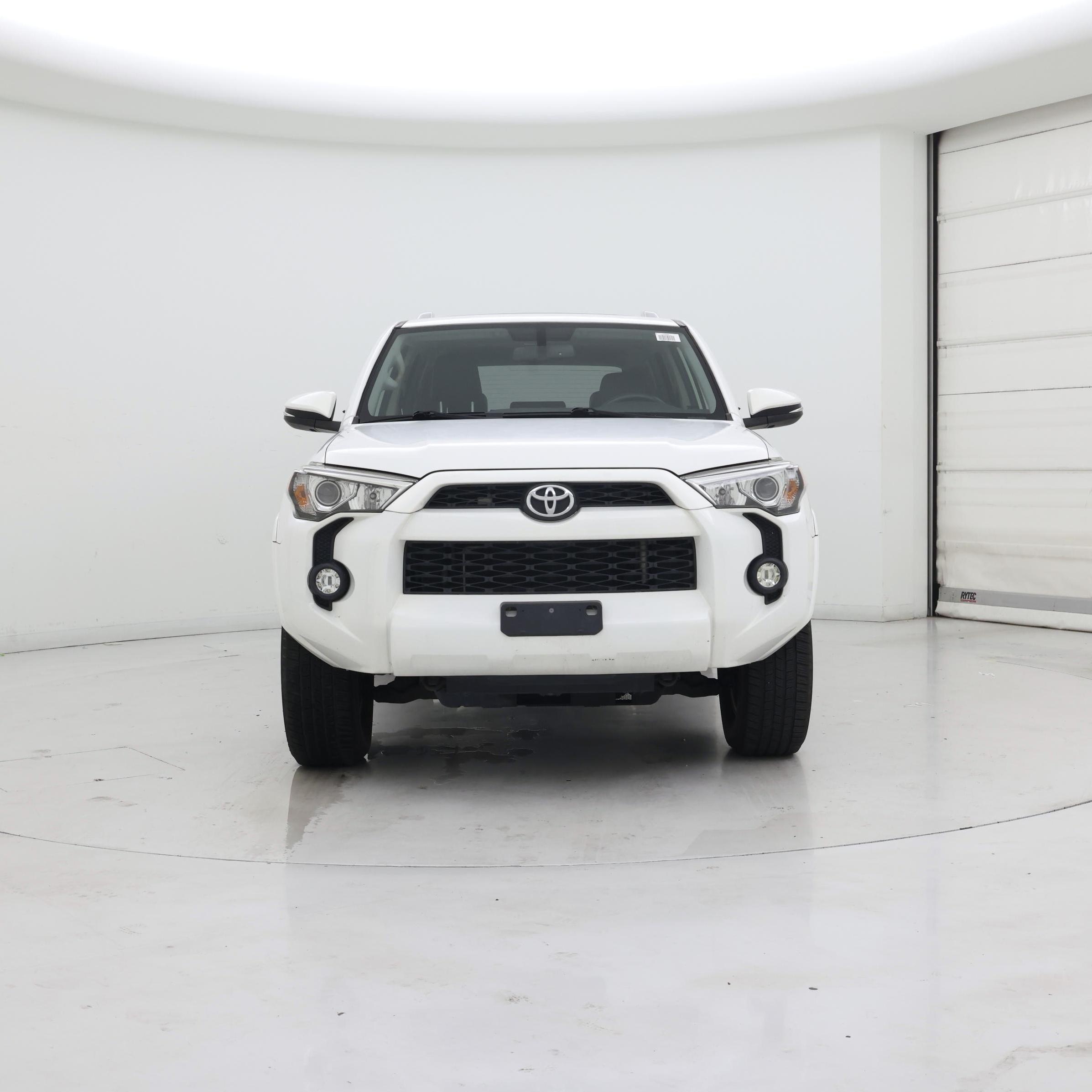 Thumbnail: 2017 Toyota 4Runner - 5