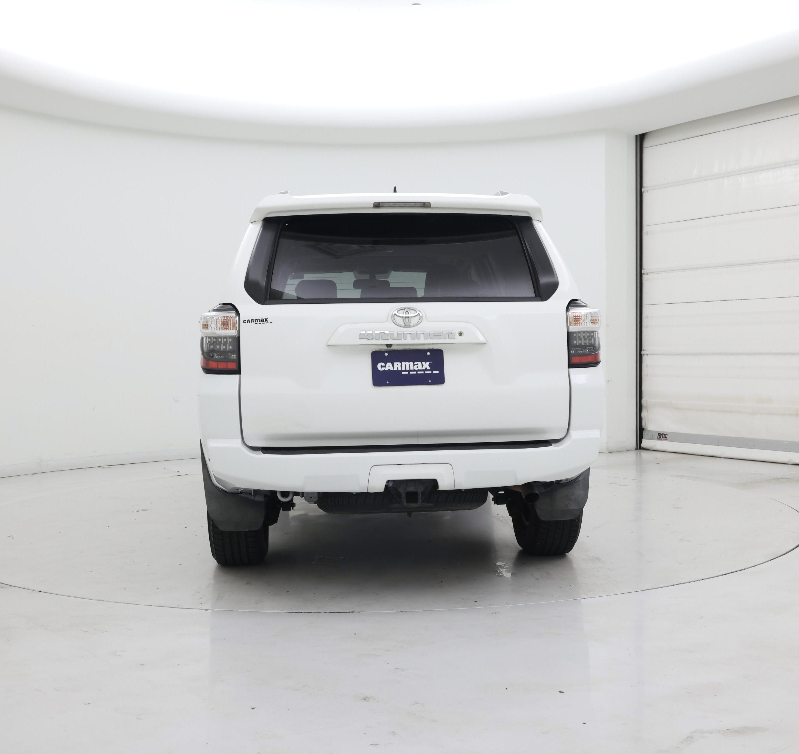 Thumbnail: 2017 Toyota 4Runner - 6