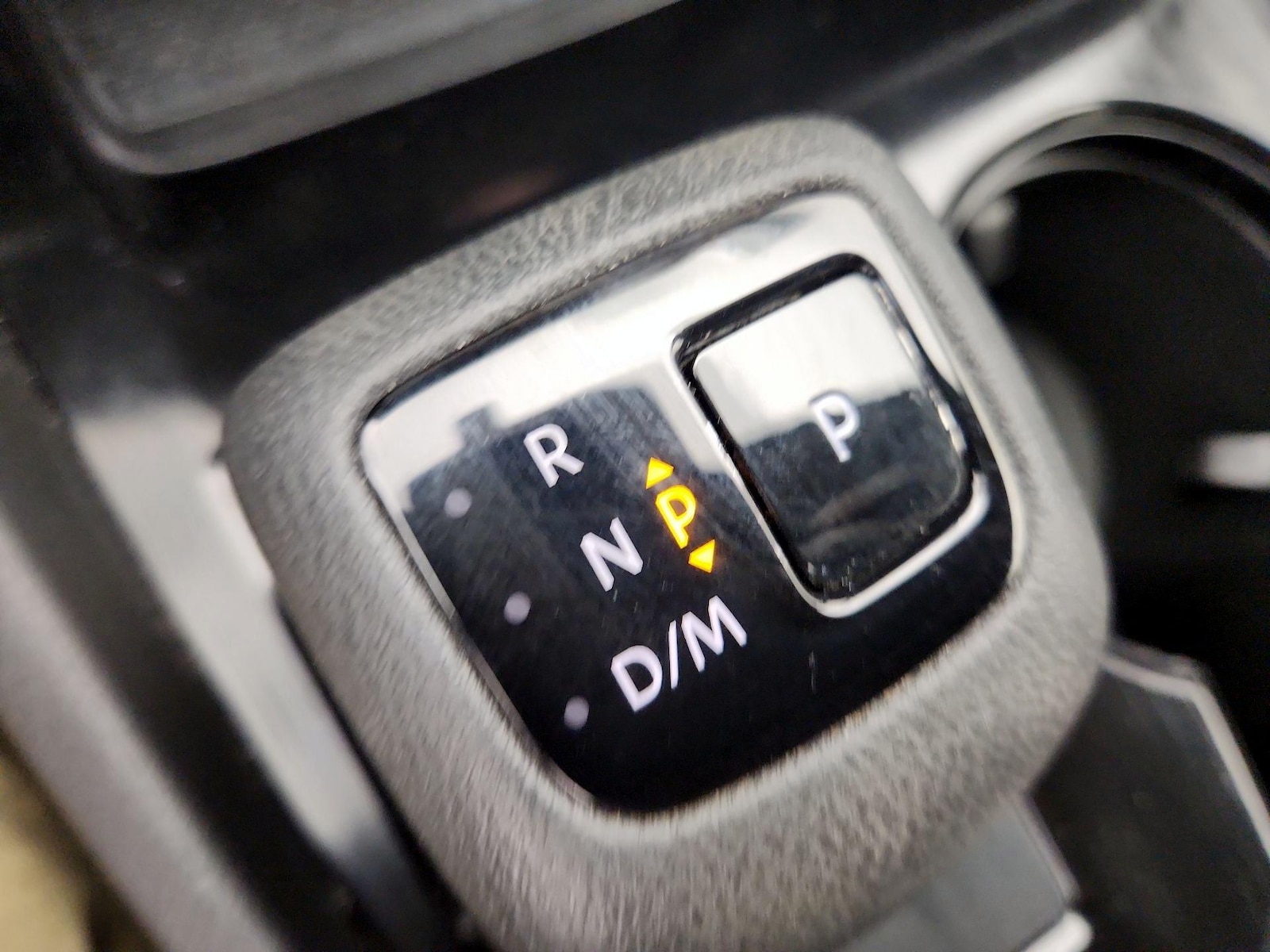 2021 Nissan Rogue SV - Photo 18