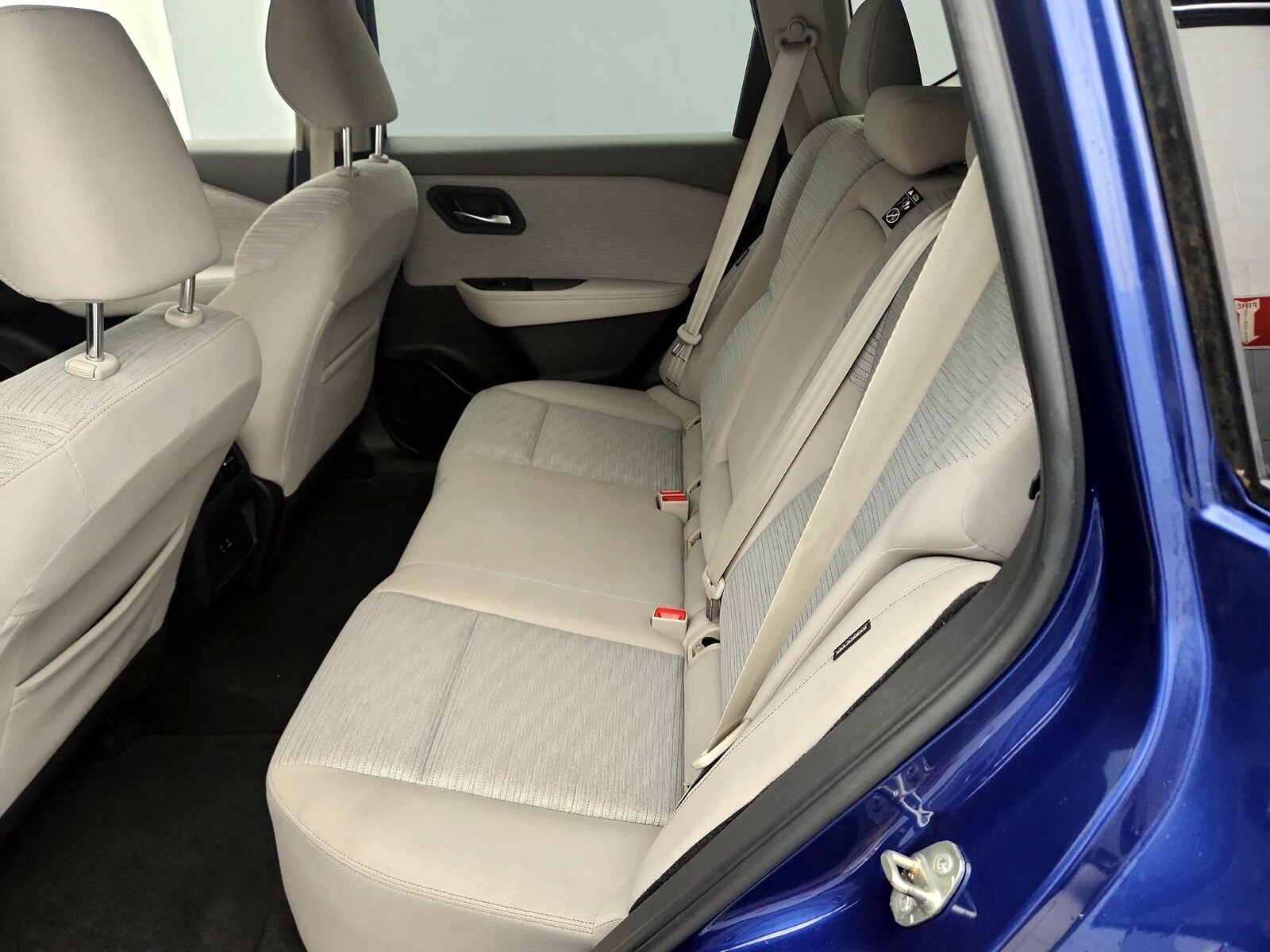 2021 Nissan Rogue SV - Photo 20