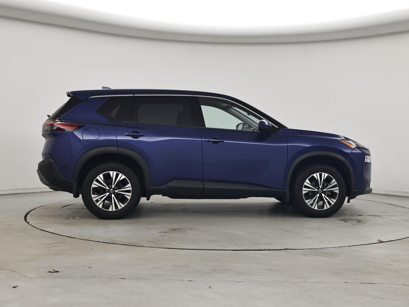2021 Nissan Rogue SV - Photo 8