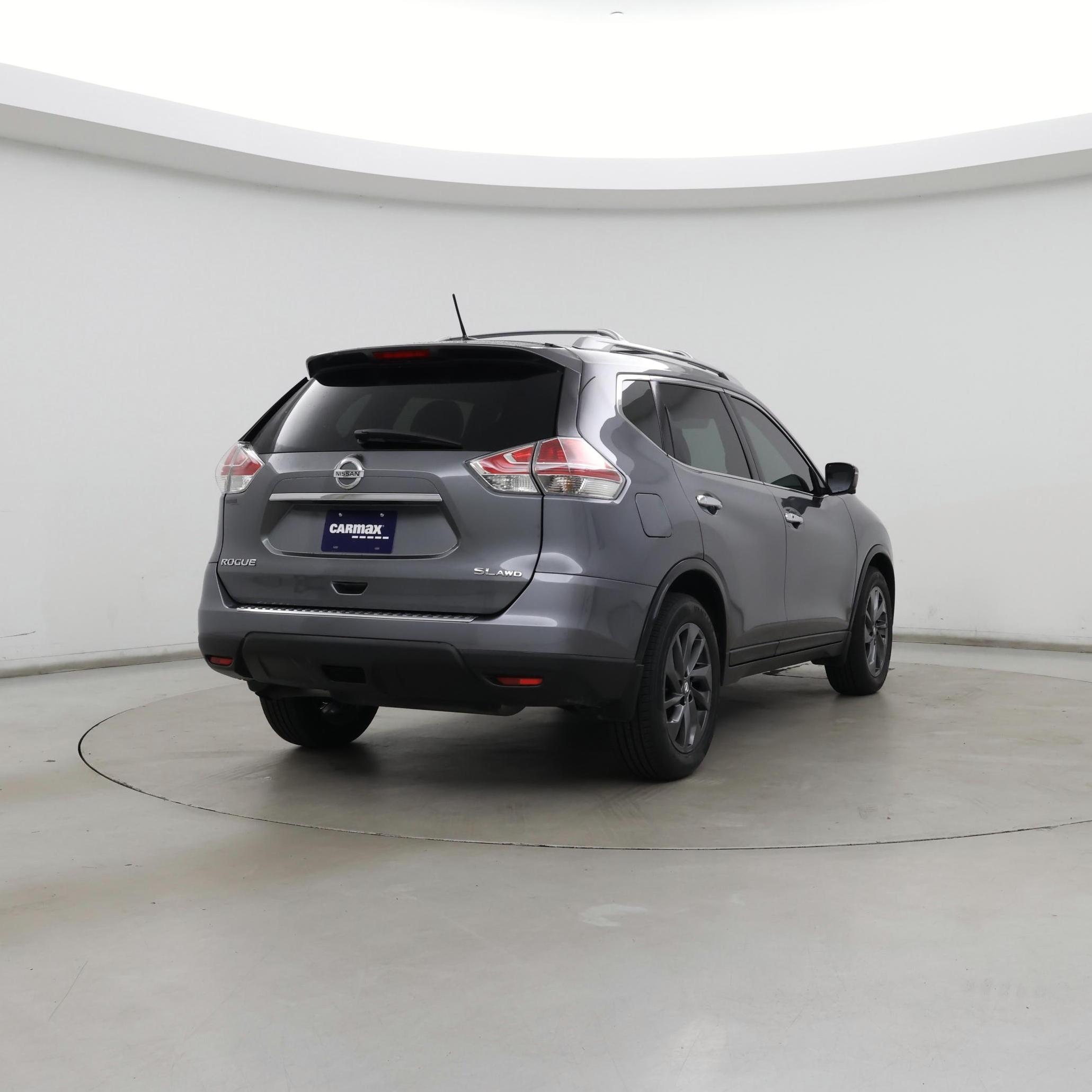 Thumbnail: 2016 Nissan Rogue - 8