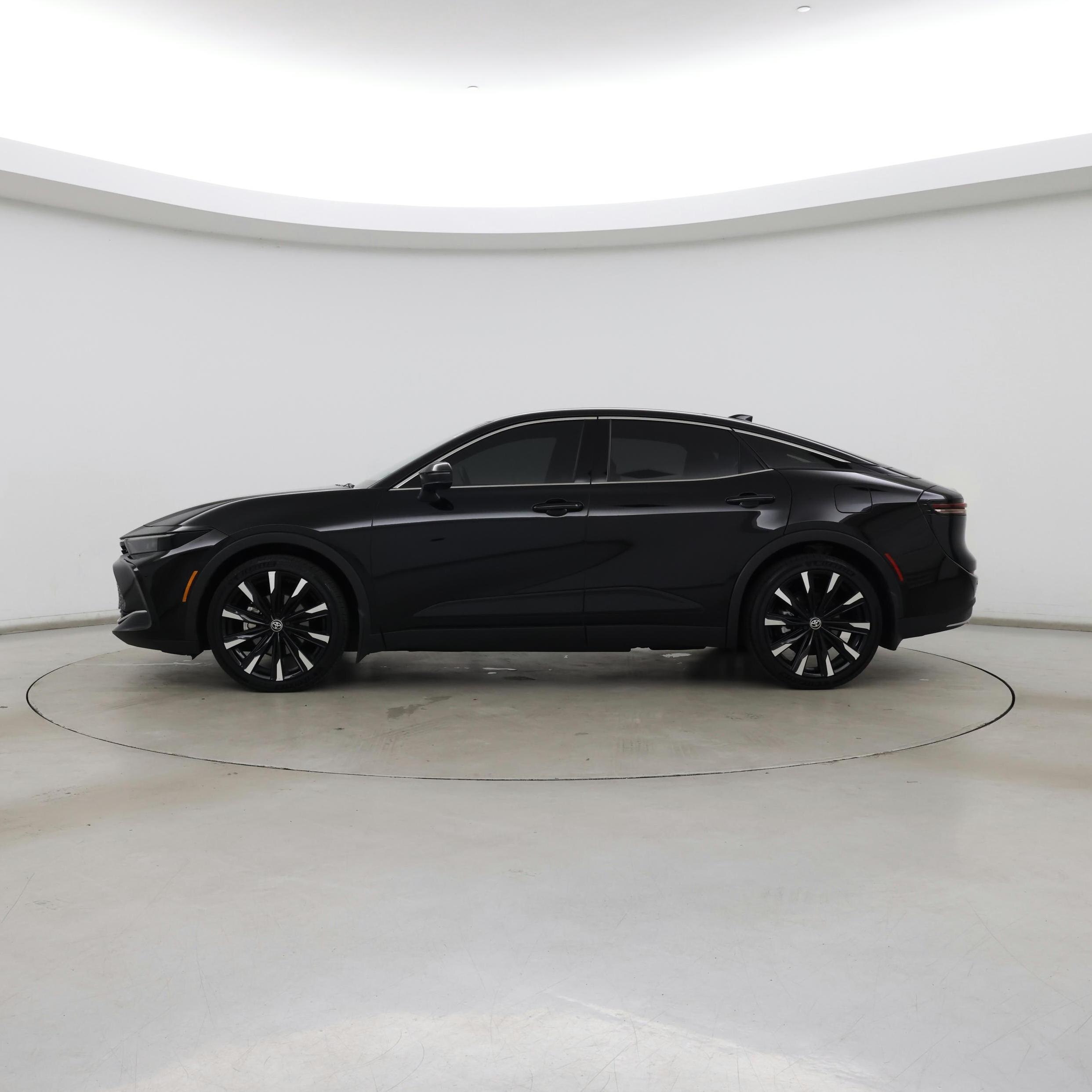 Thumbnail: 2024 Toyota Crown - 3