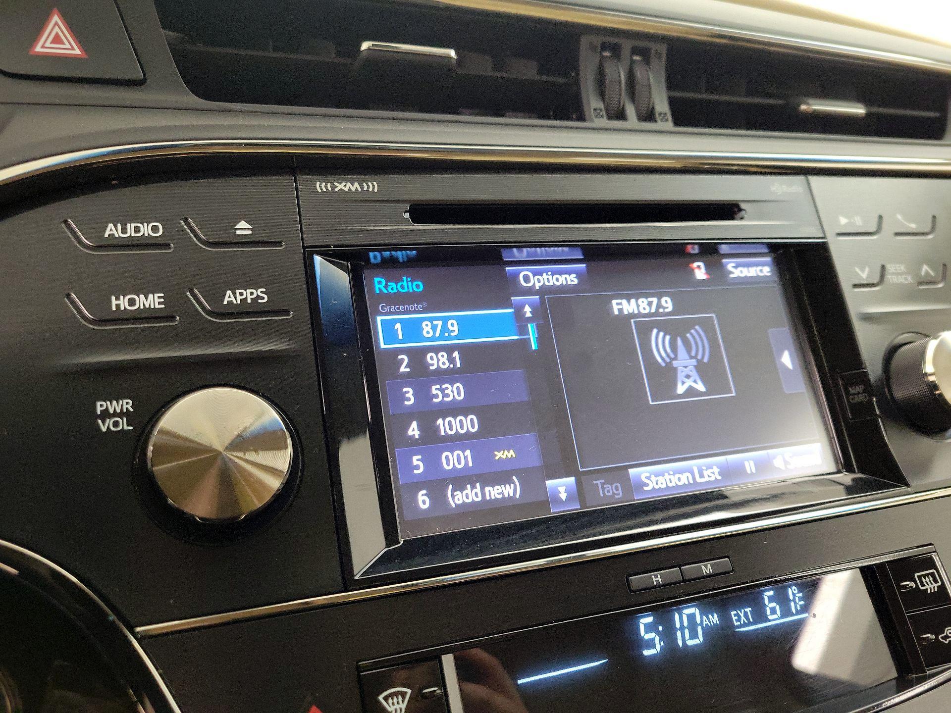 Thumbnail: 2015 Toyota Avalon - 16