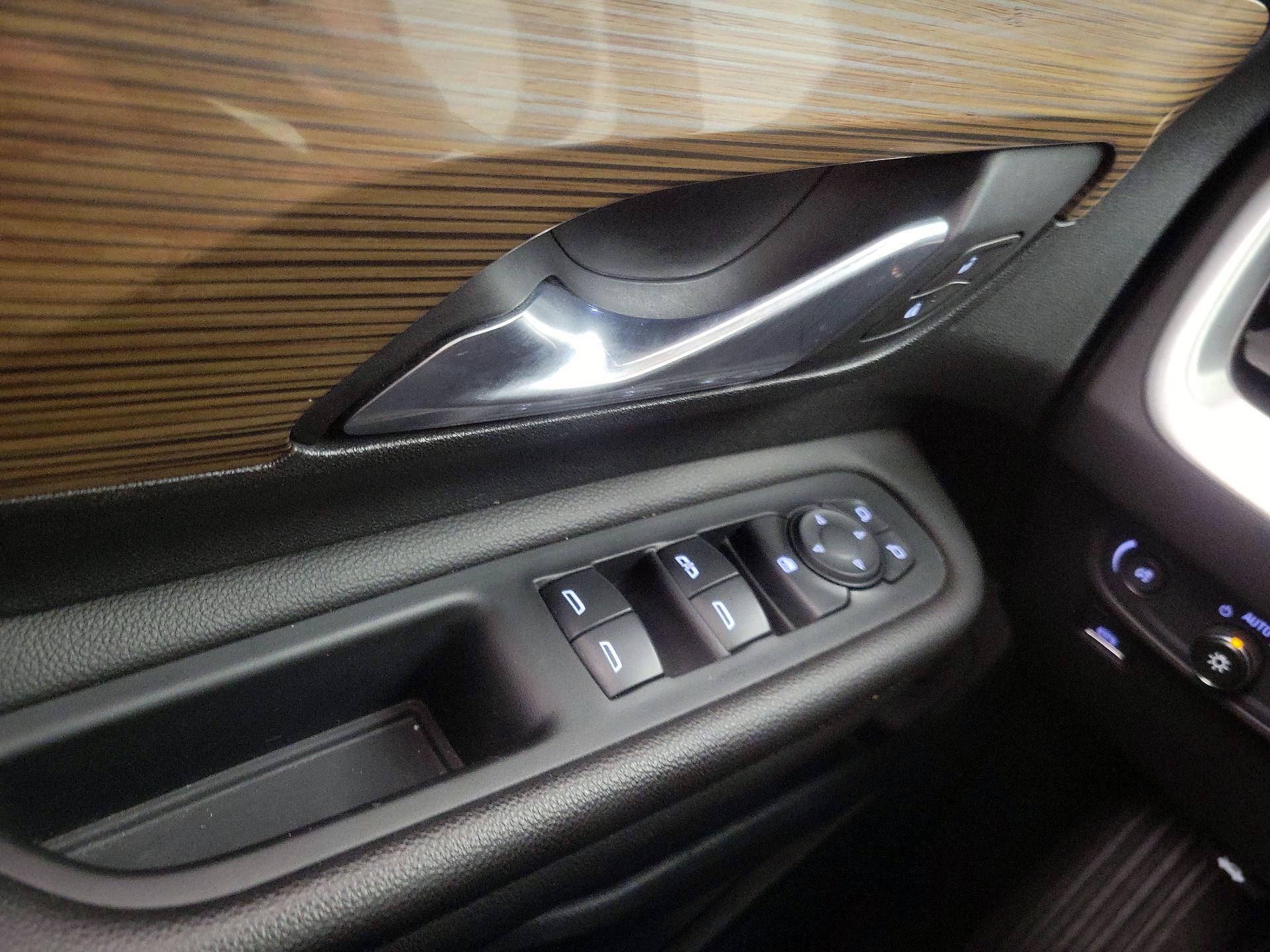Thumbnail: 2021 GMC Terrain - 12