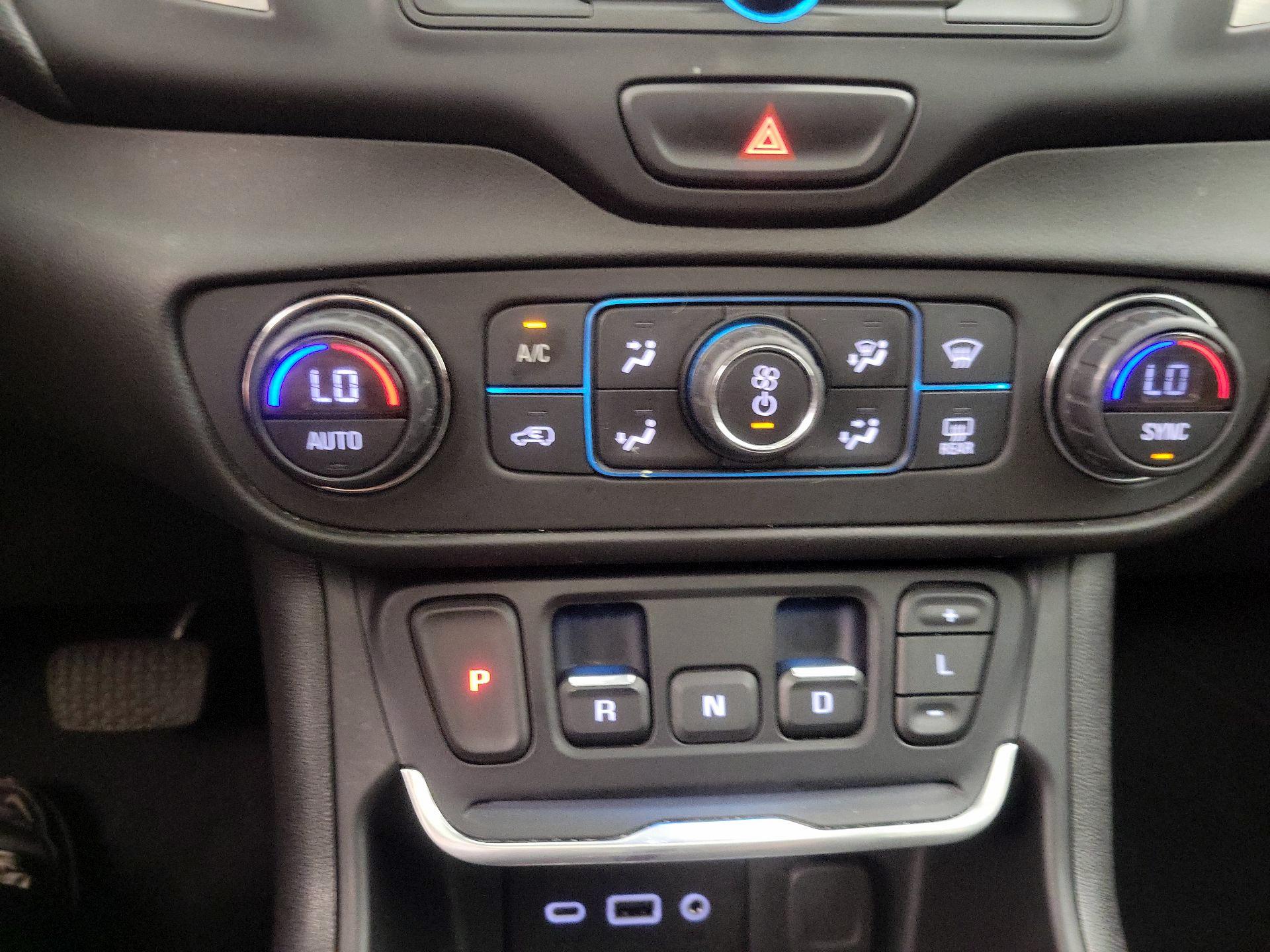 Thumbnail: 2021 GMC Terrain - 16