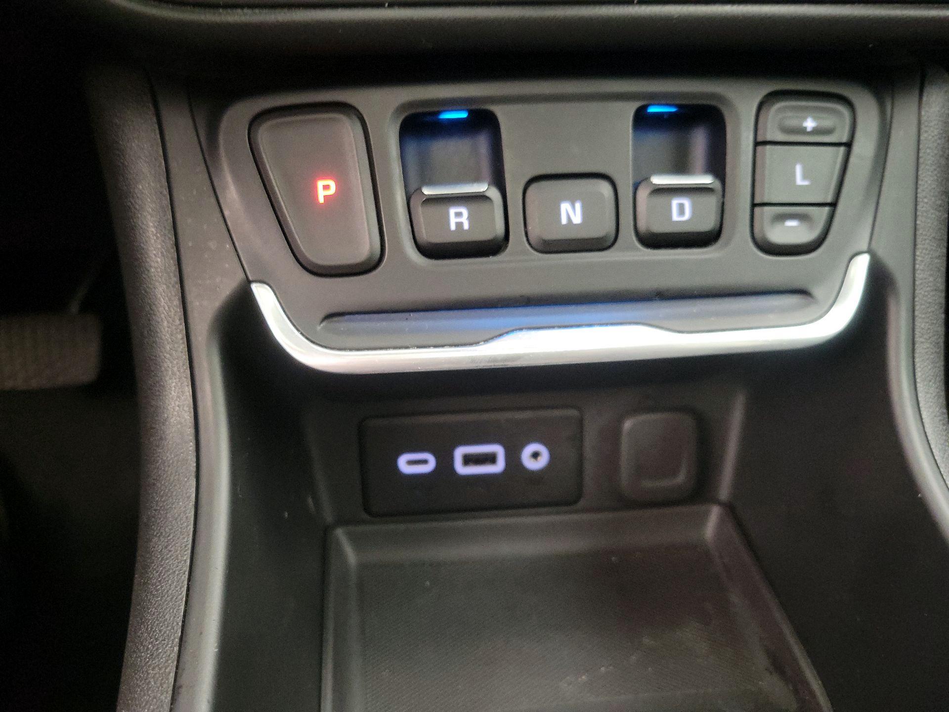 Thumbnail: 2021 GMC Terrain - 17