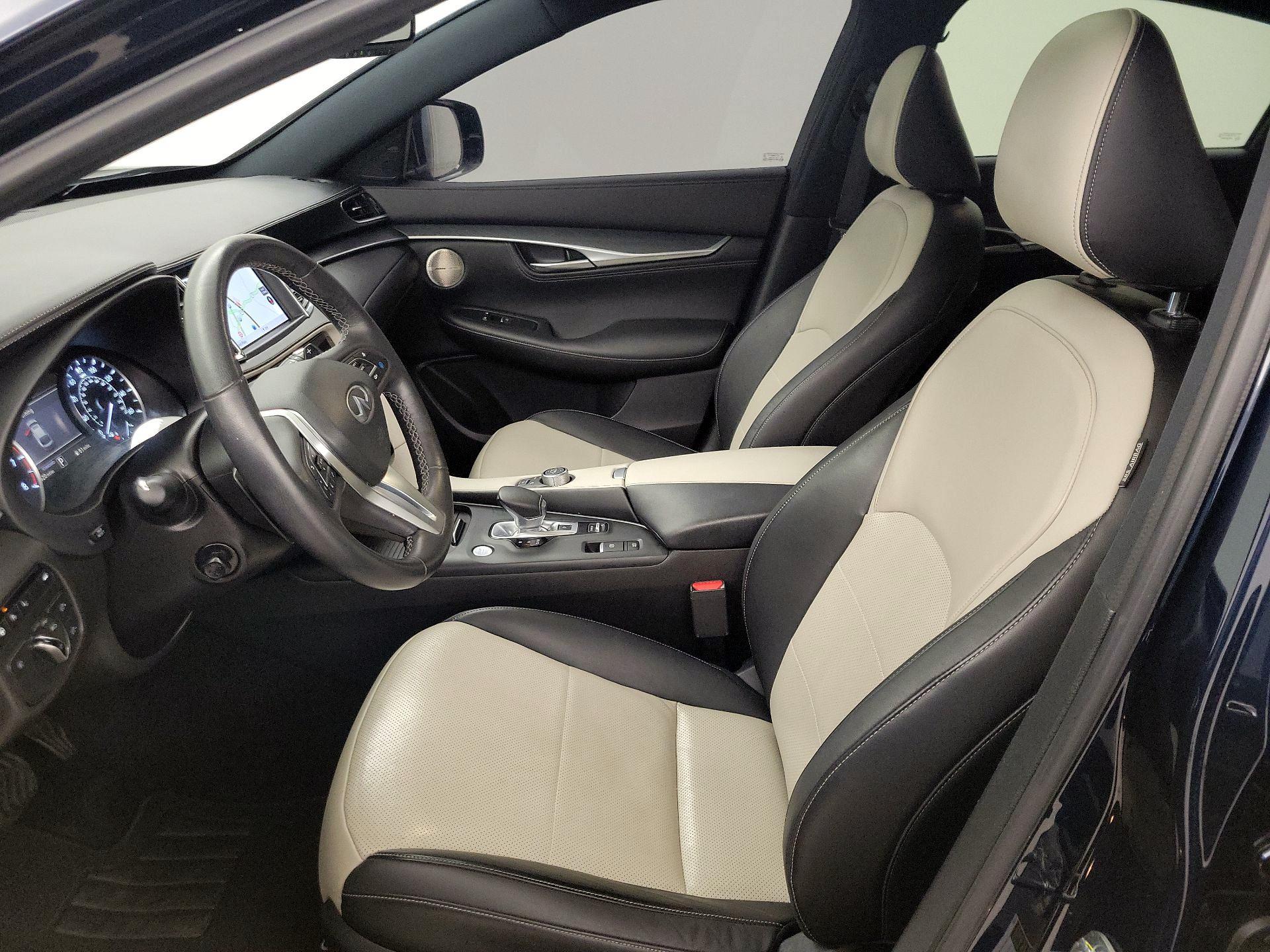 Thumbnail: 2022 INFINITI QX55 - 11