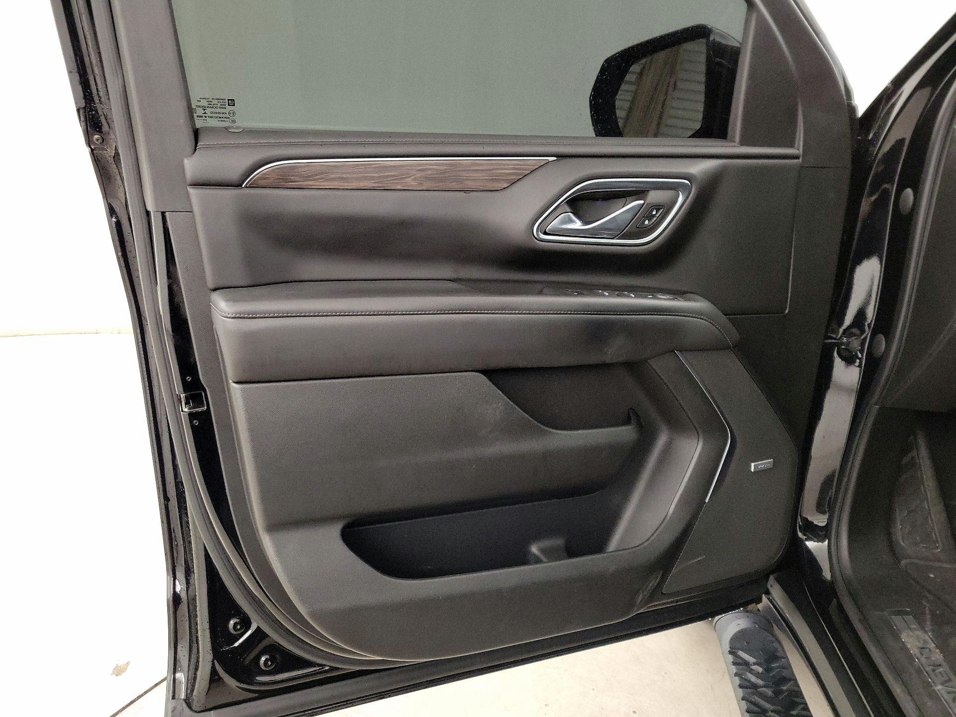 Thumbnail: 2021 Chevrolet Tahoe - 12