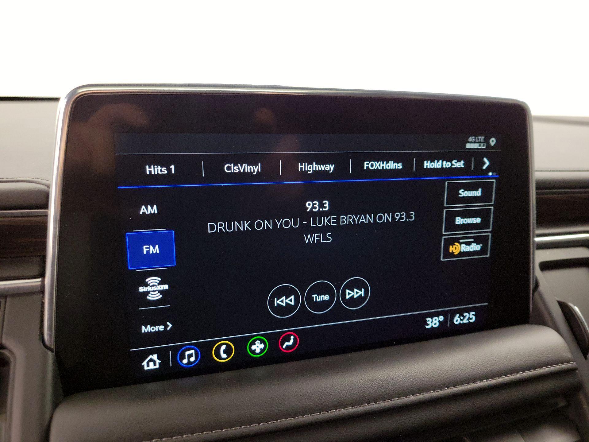 Thumbnail: 2021 Chevrolet Tahoe - 15