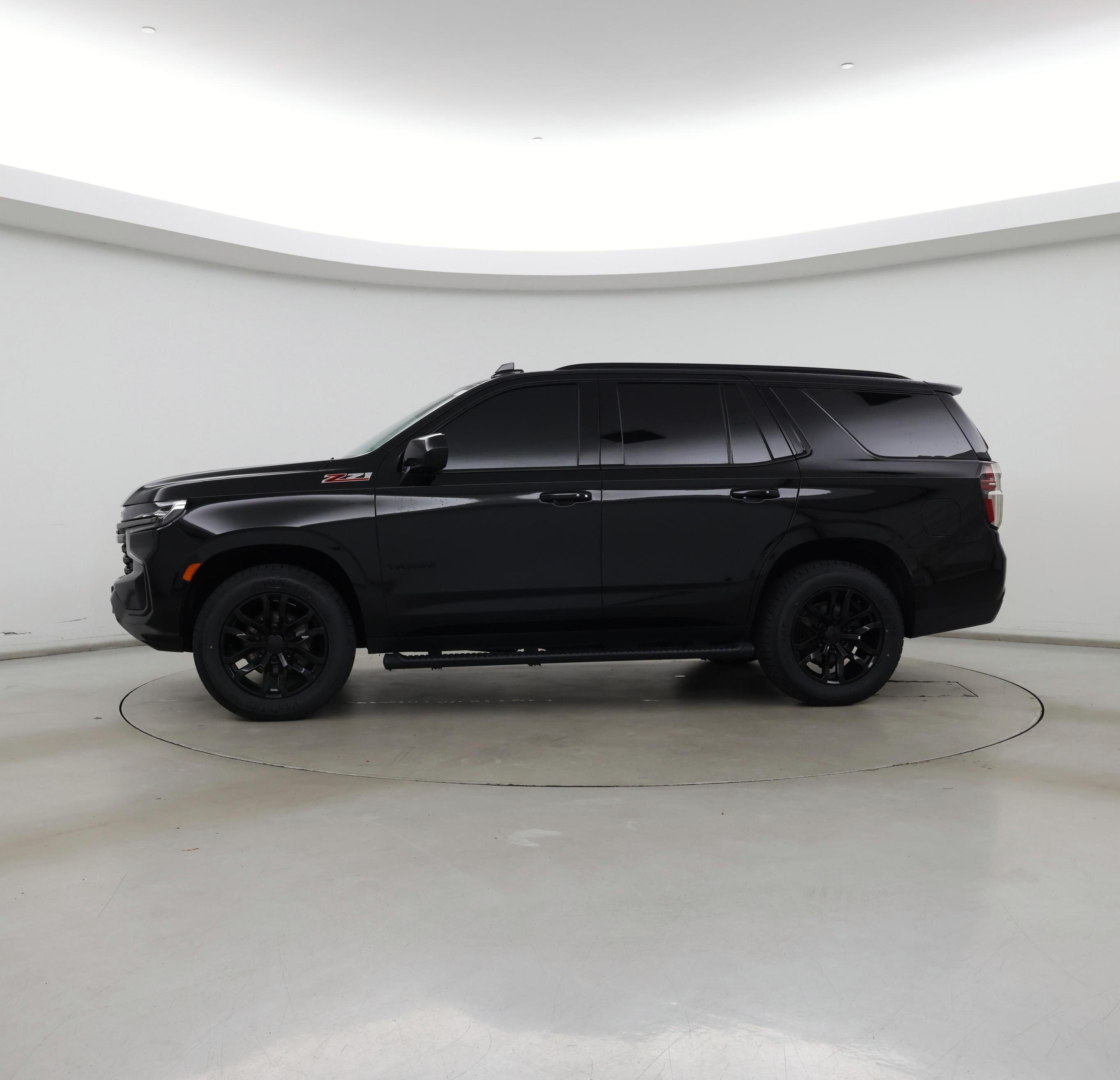 Thumbnail: 2021 Chevrolet Tahoe - 3