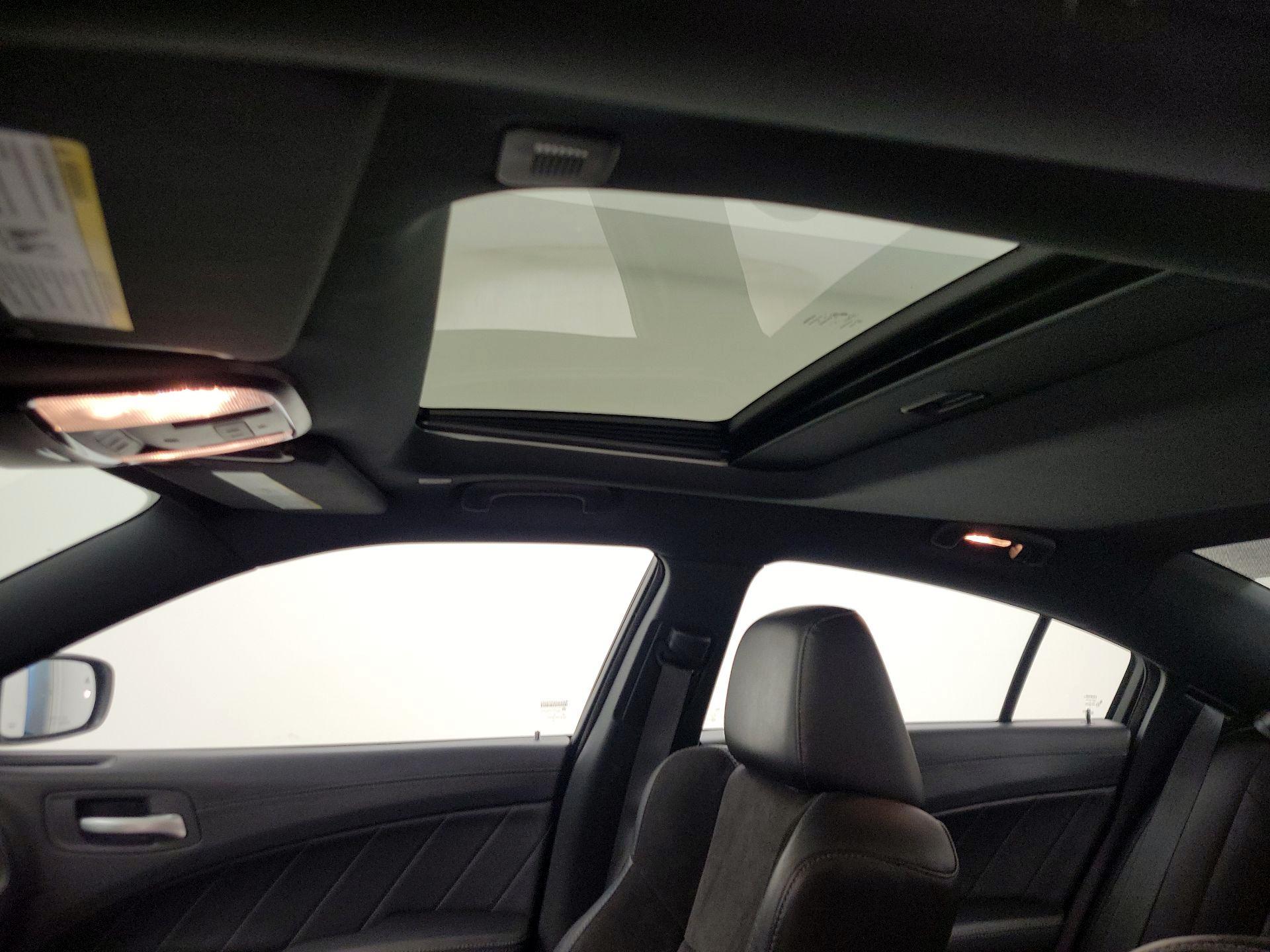 Thumbnail: 2020 Dodge Charger - 20