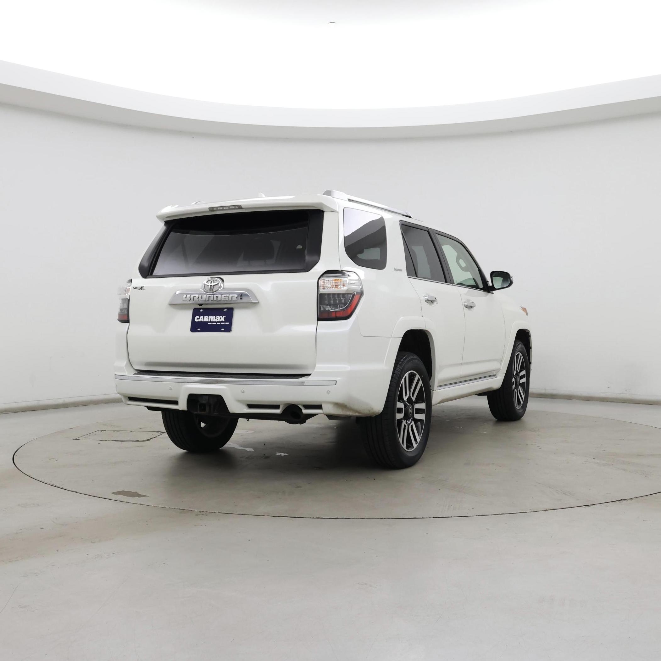 Thumbnail: 2019 Toyota 4Runner - 8