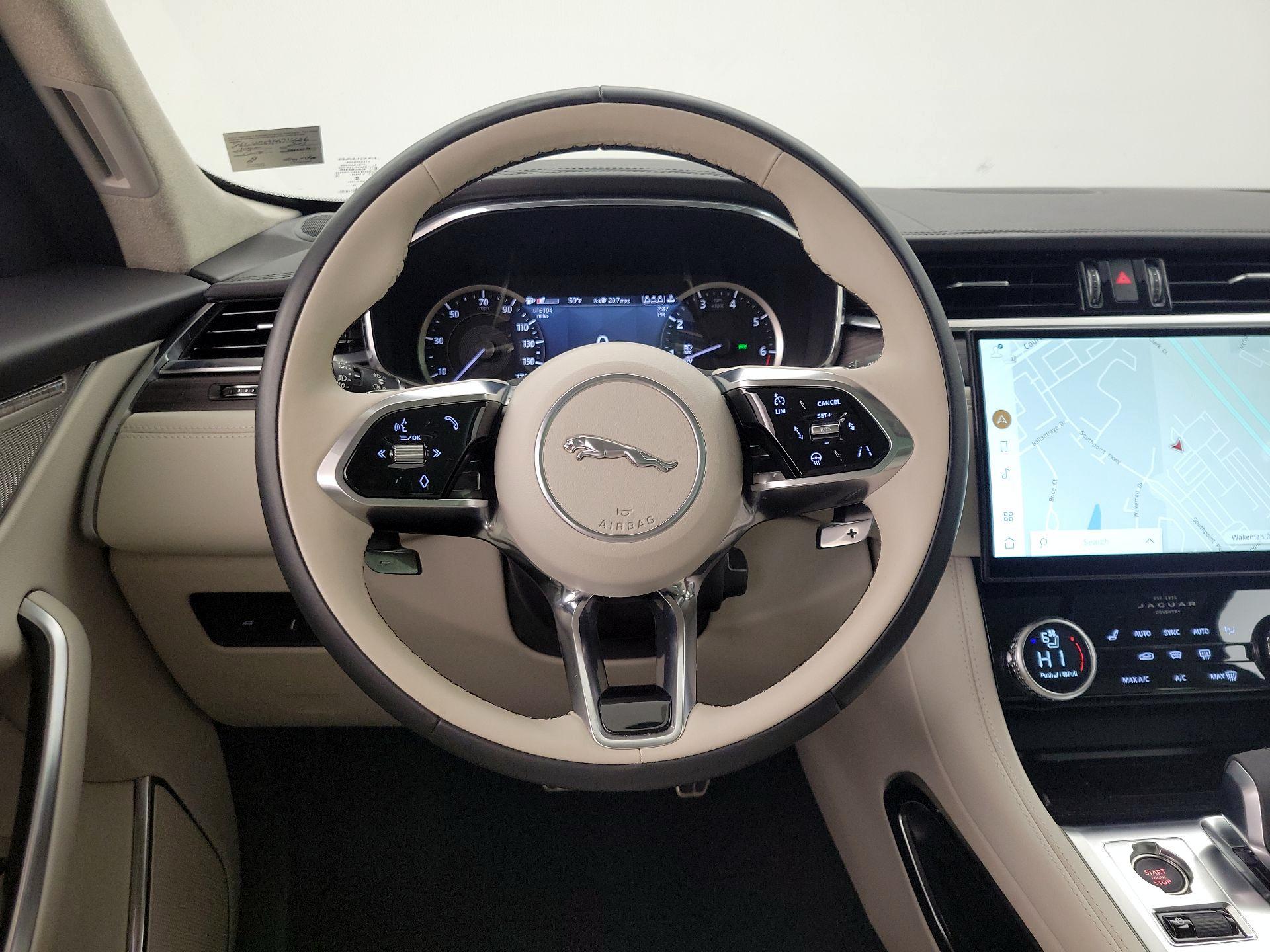 Thumbnail: 2023 Jaguar F-Pace - 10