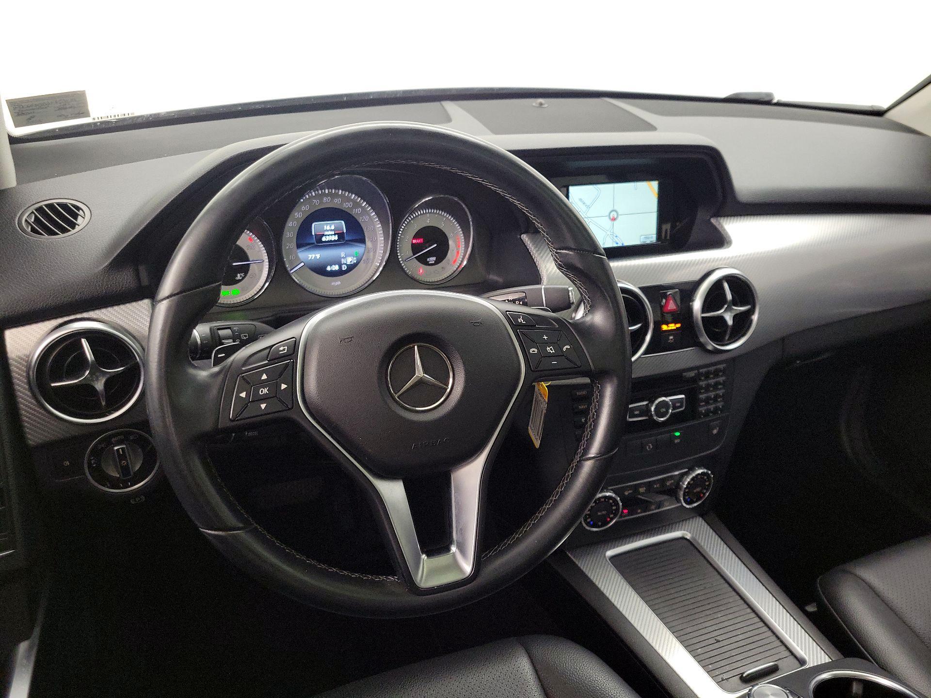 Thumbnail: 2015 Mercedes-Benz GLK - 9
