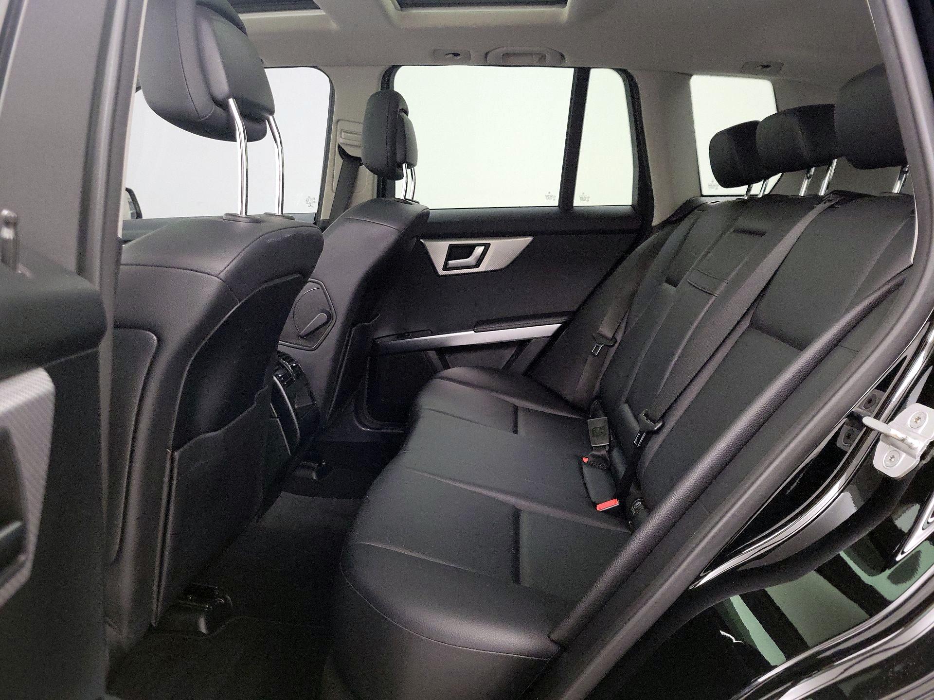 Thumbnail: 2015 Mercedes-Benz GLK - 20