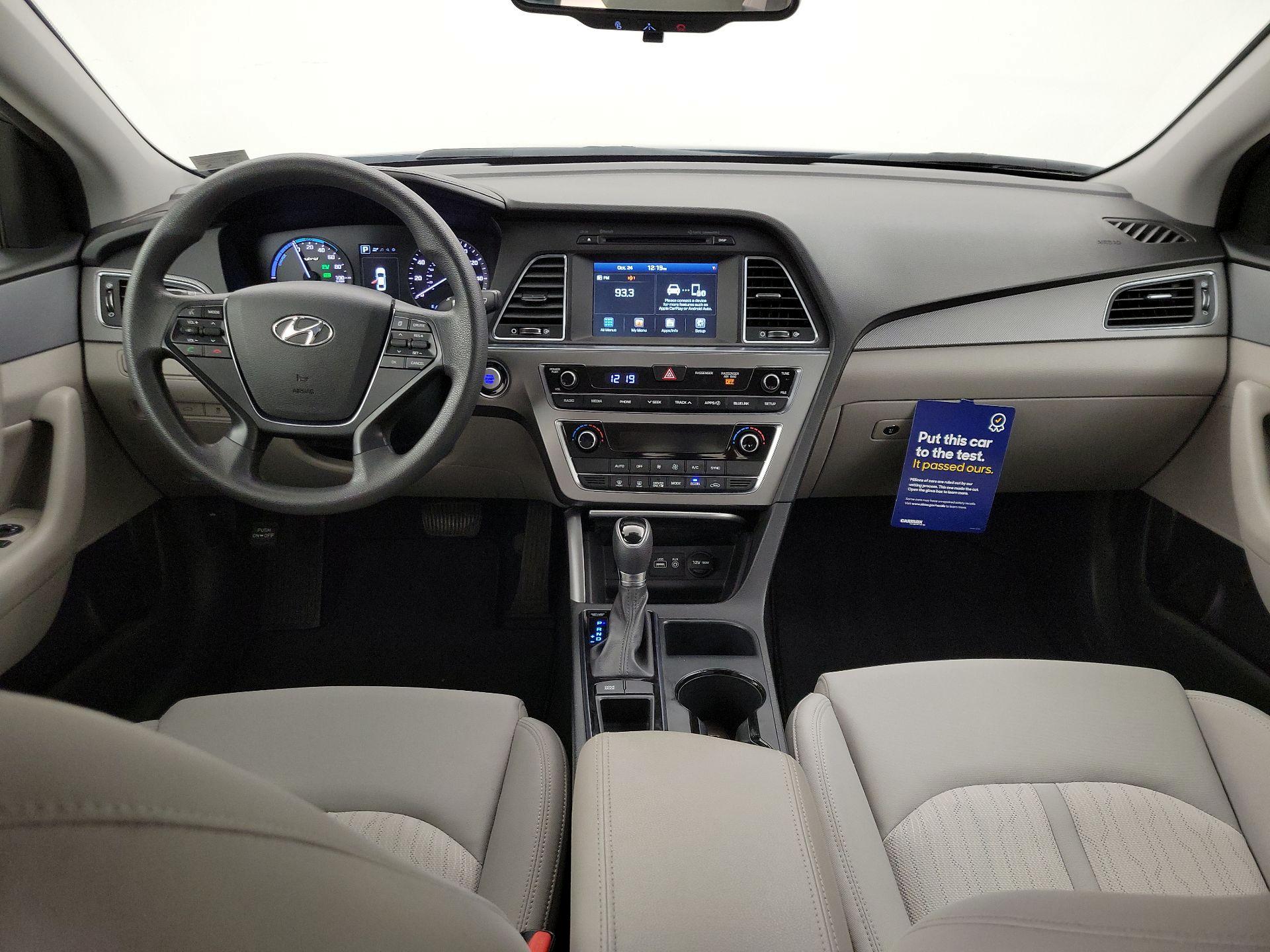 Thumbnail: 2017 Hyundai Sonata - 9