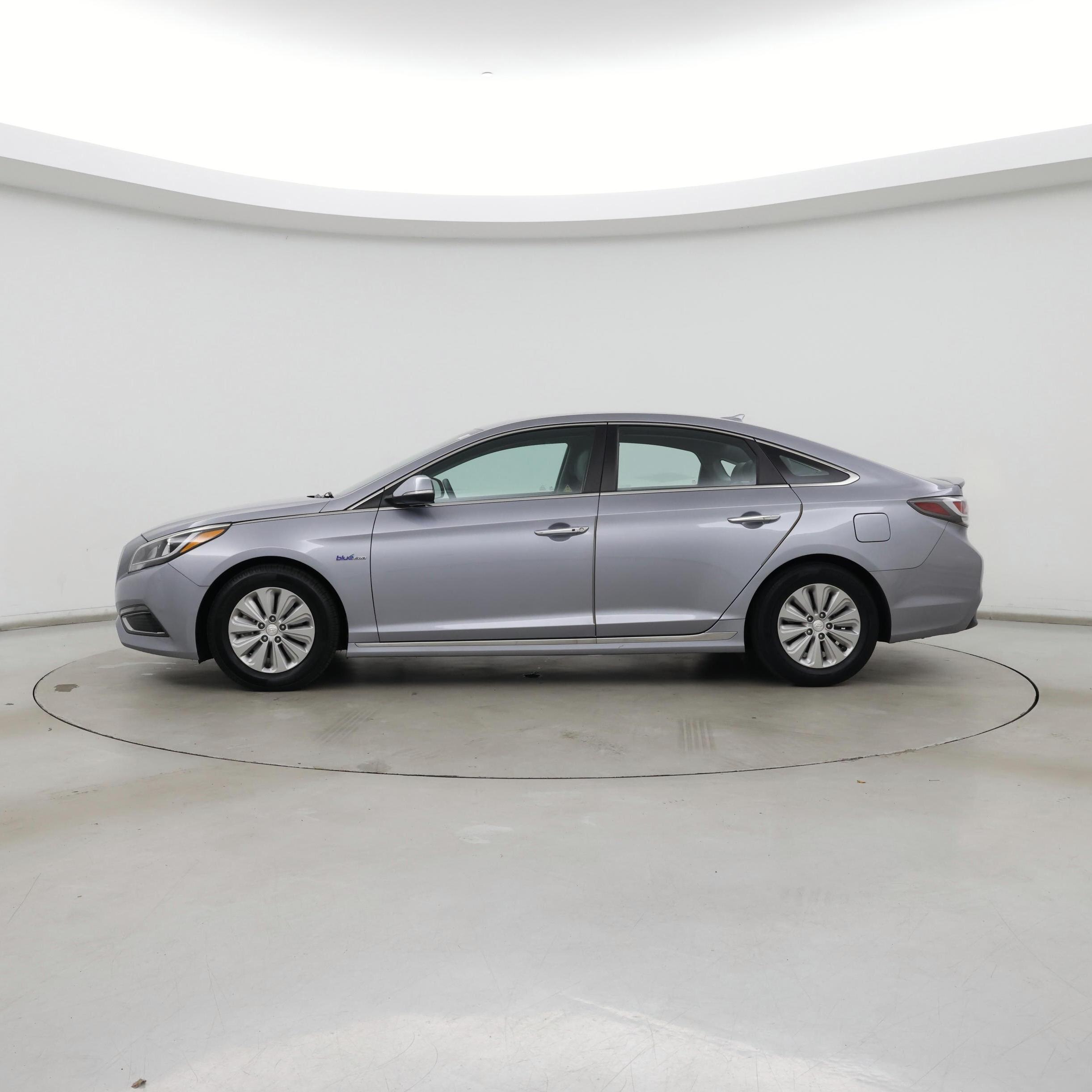 Thumbnail: 2017 Hyundai Sonata - 3