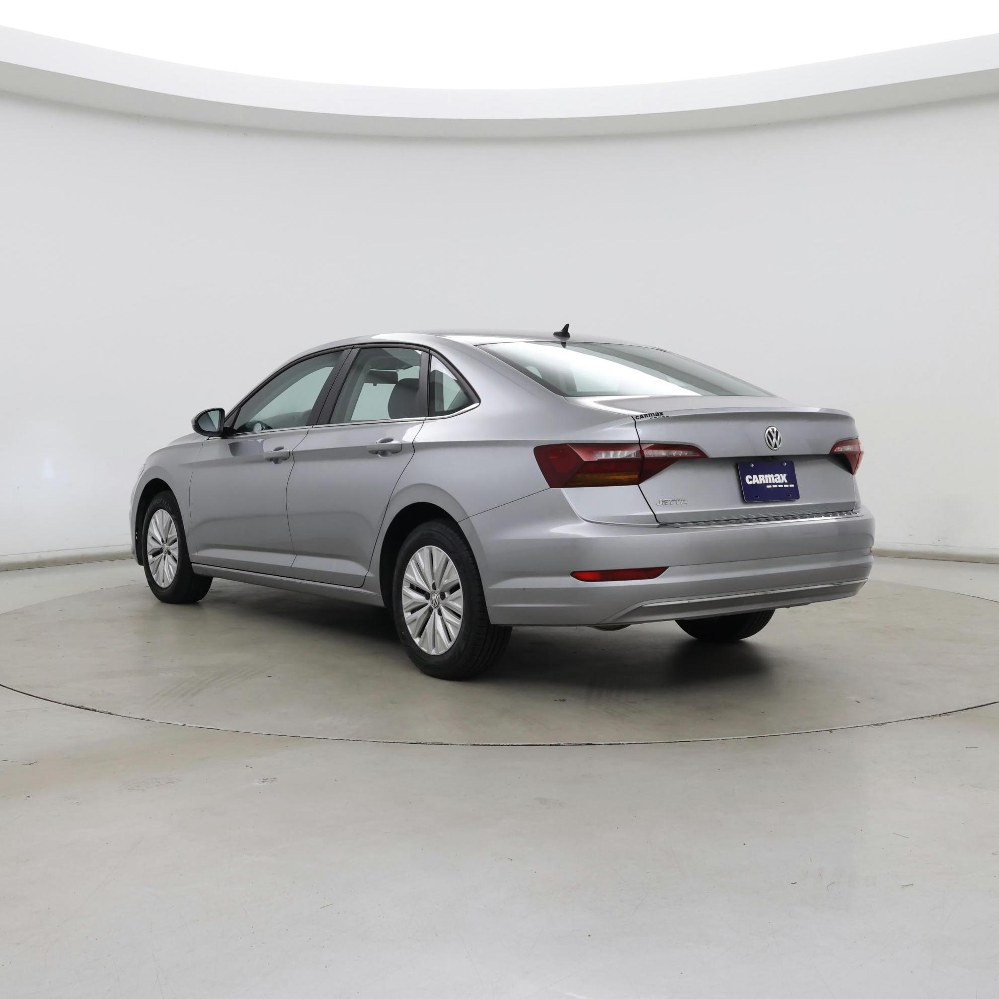 Thumbnail: 2019 Volkswagen Jetta - 2