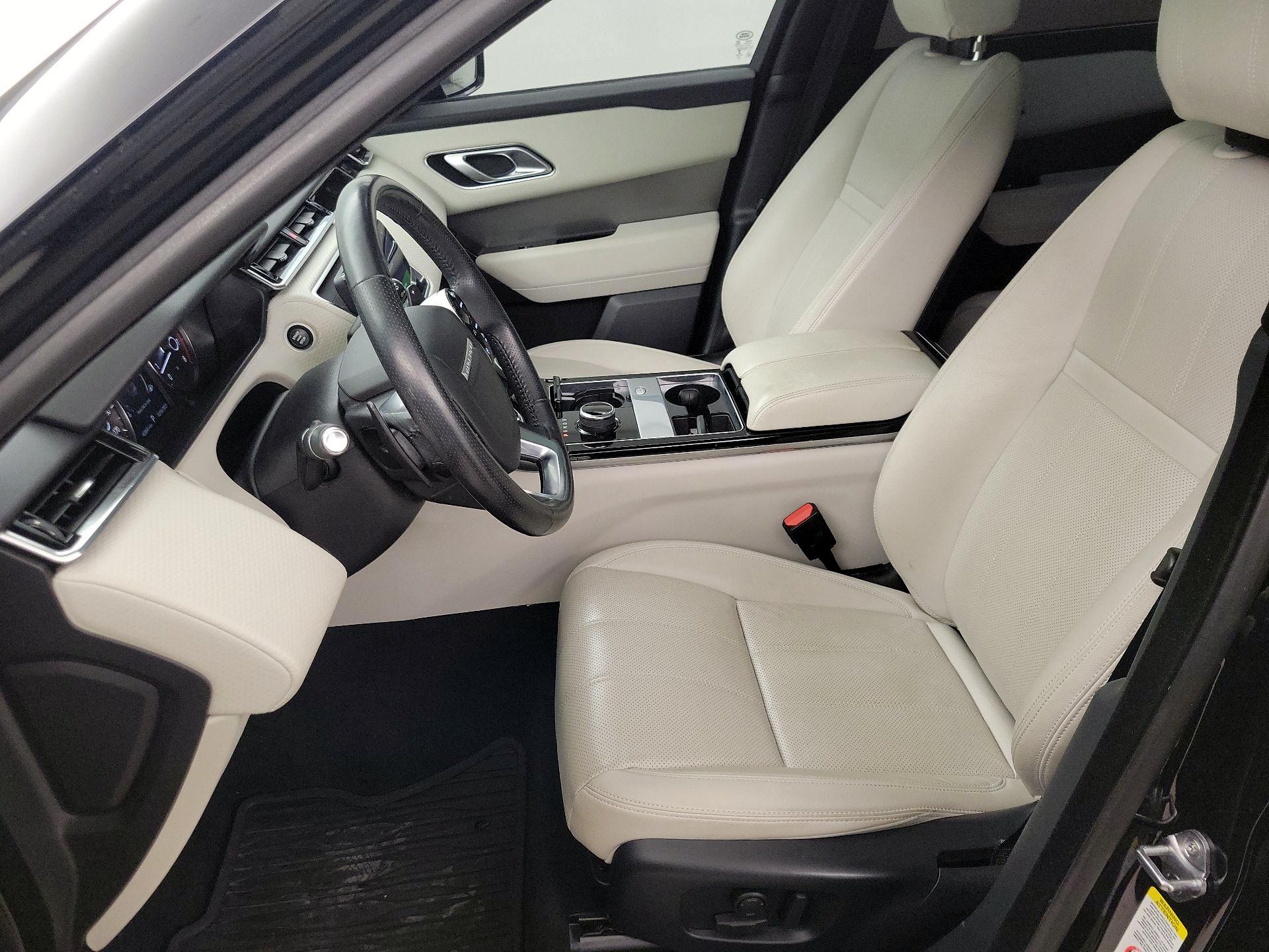 Thumbnail: 2020 Land Rover Range Rover Velar - 11