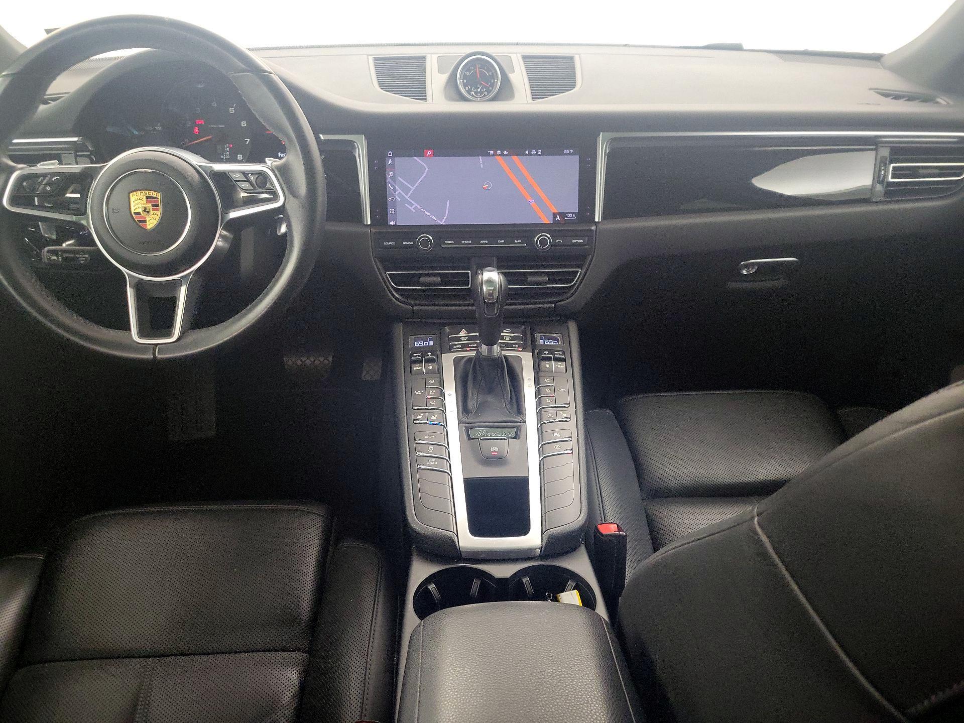 Thumbnail: 2020 Porsche Macan - 9