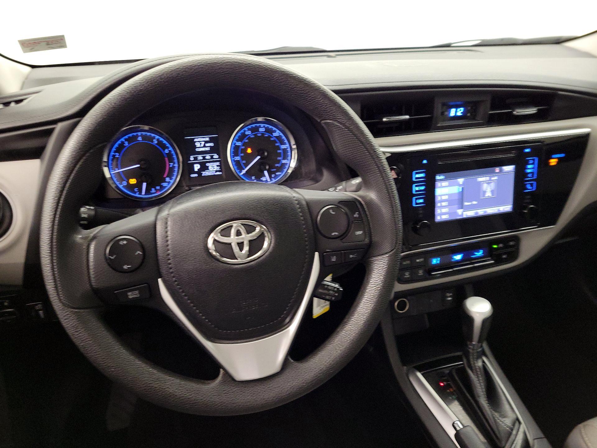 Thumbnail: 2019 Toyota Corolla - 10