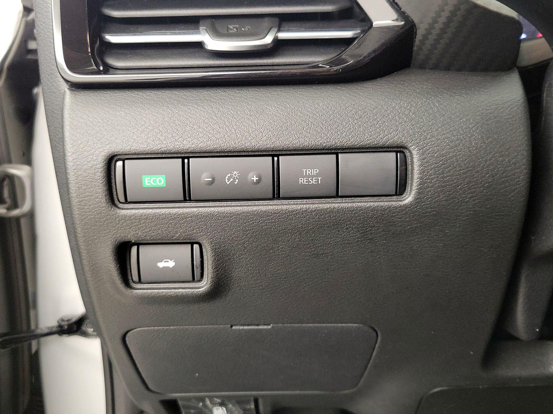 Thumbnail: 2020 Nissan Sentra - 13