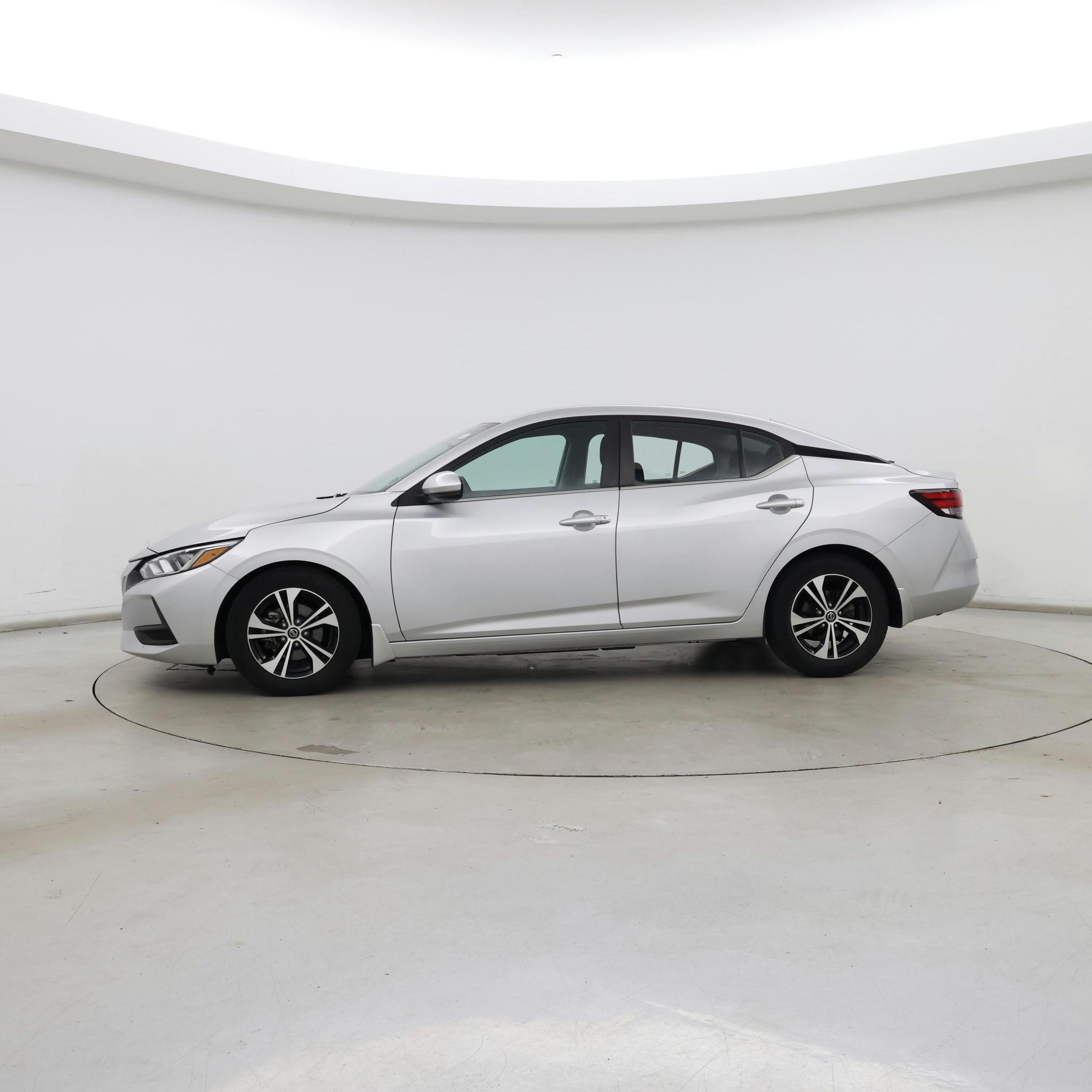 Thumbnail: 2020 Nissan Sentra - 3