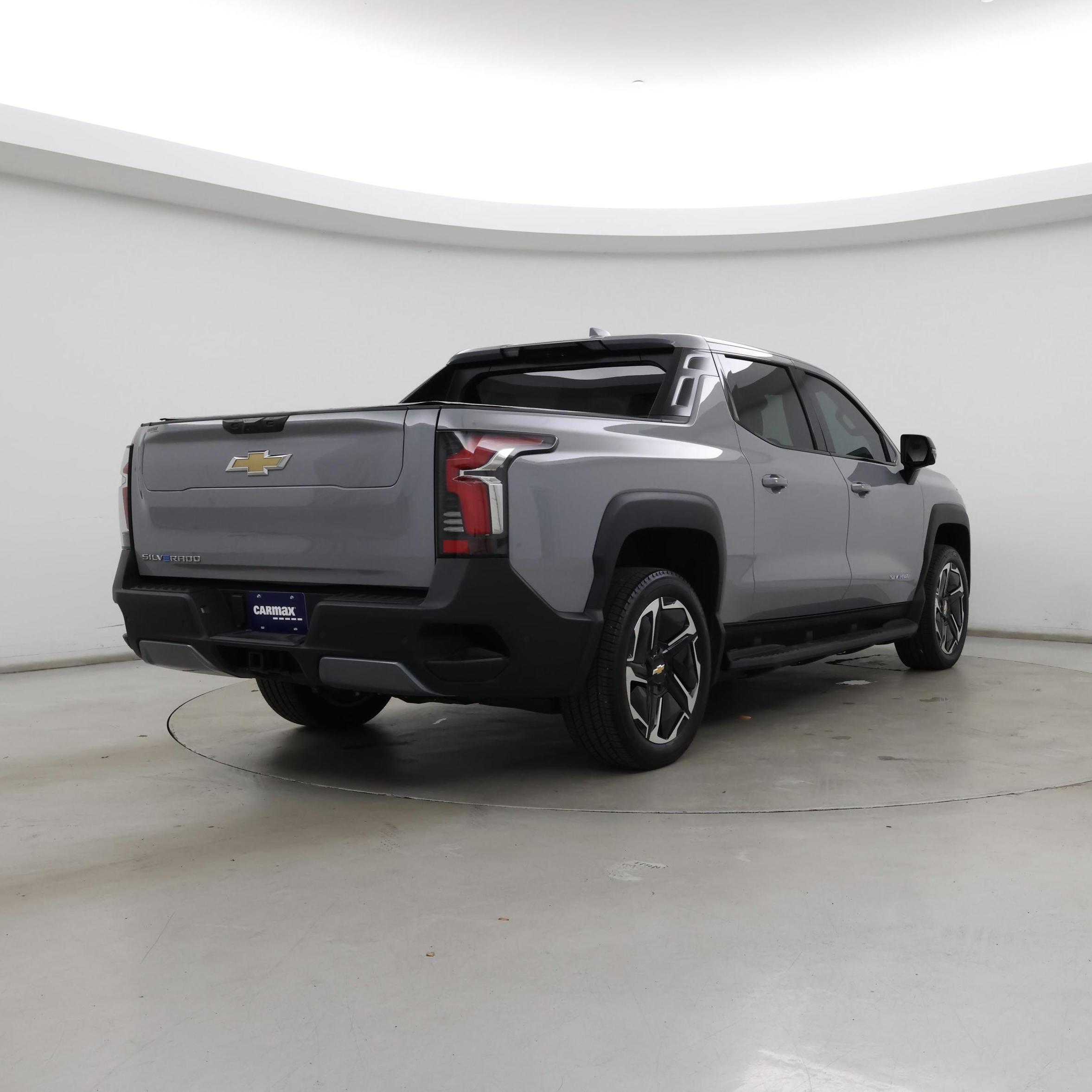 Thumbnail: 2025 Chevrolet Silverado EV - 8