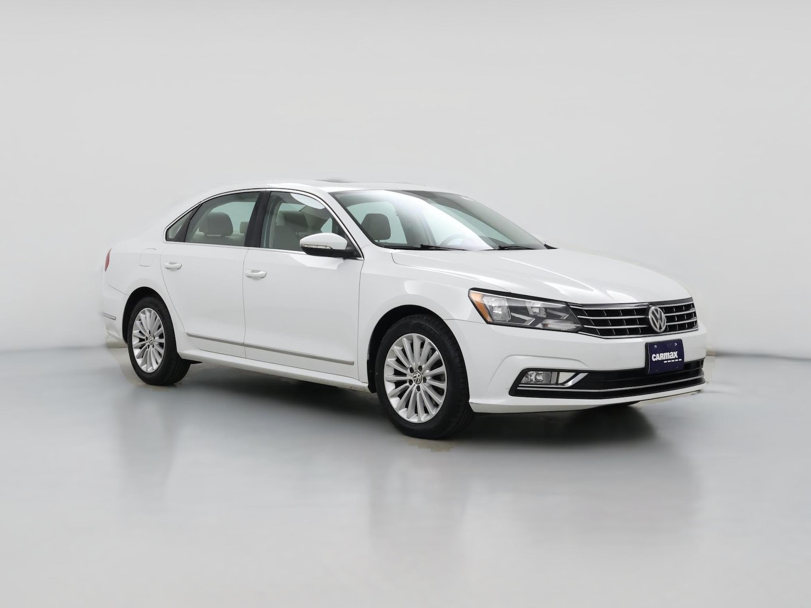 2016 Volkswagen Passat SE