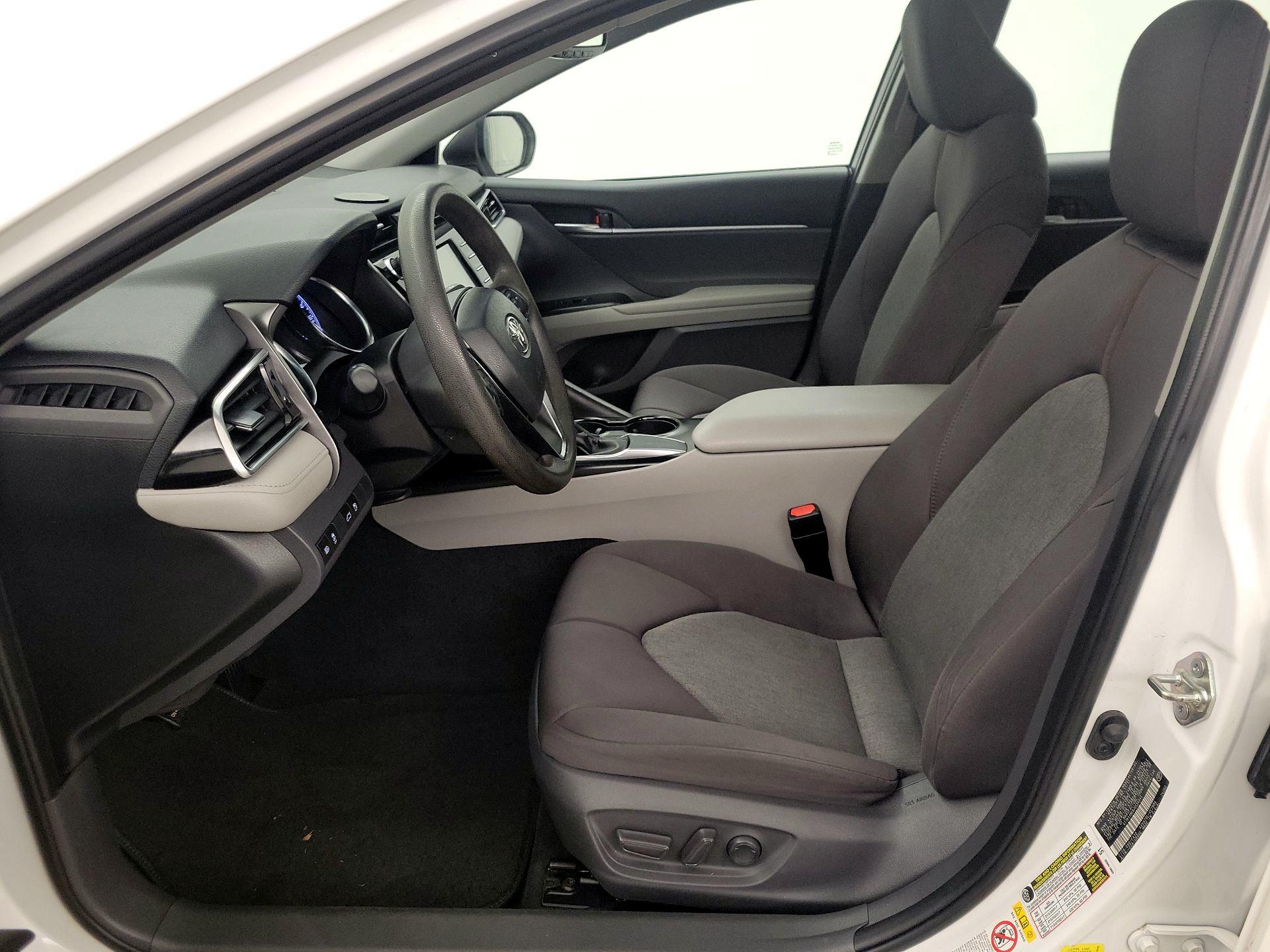 Thumbnail: 2018 Toyota Camry - 11