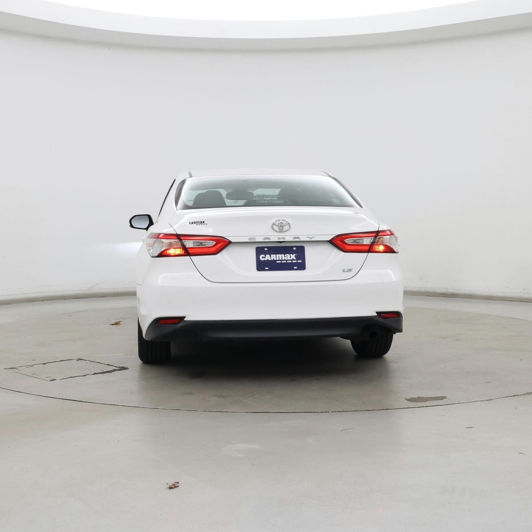 Thumbnail: 2018 Toyota Camry - 6