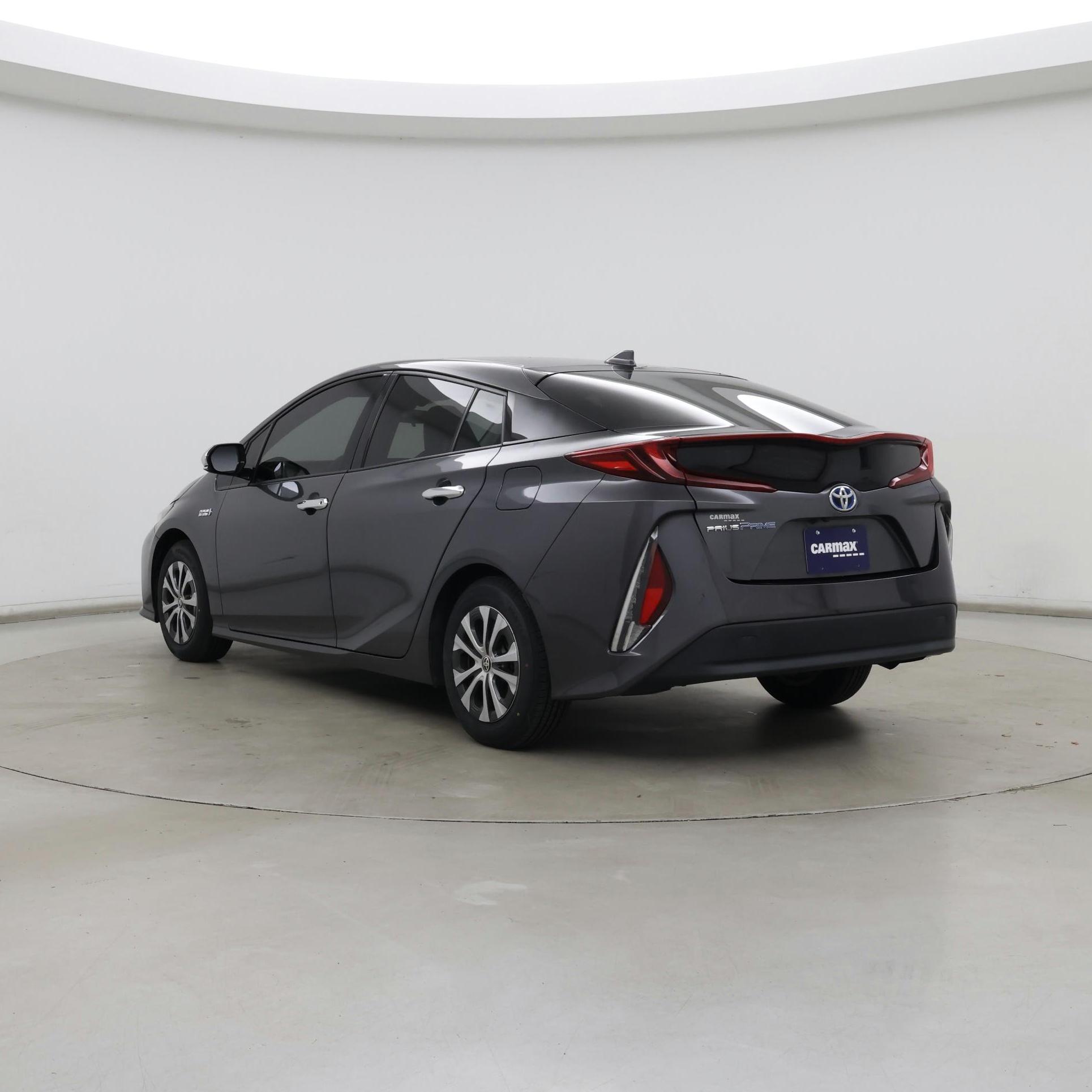 Thumbnail: 2018 Toyota Prius Prime - 2