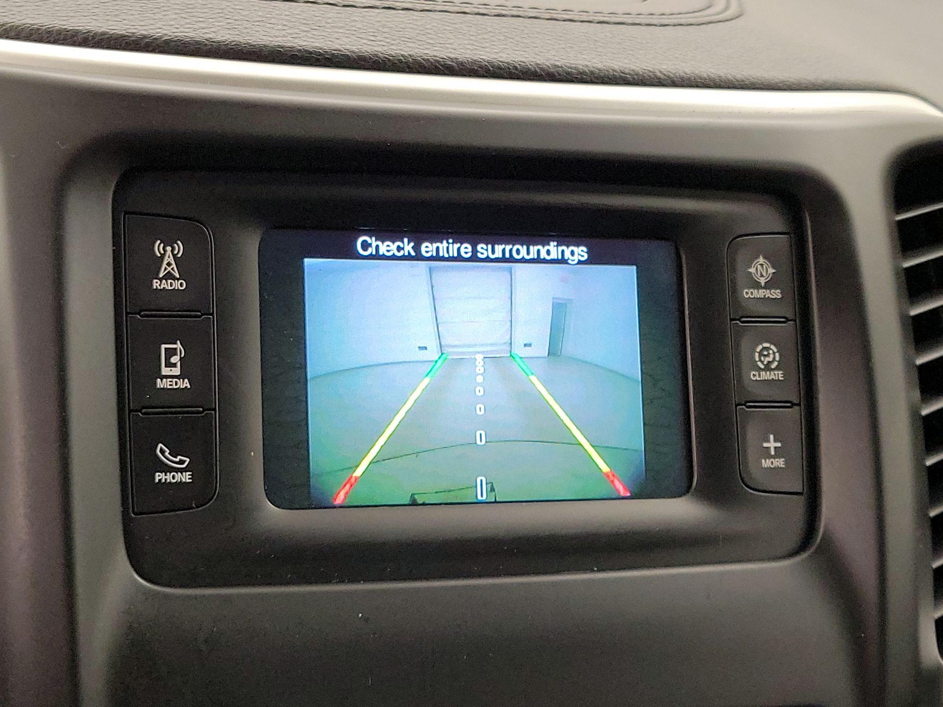 Thumbnail: 2015 Jeep Cherokee - 14