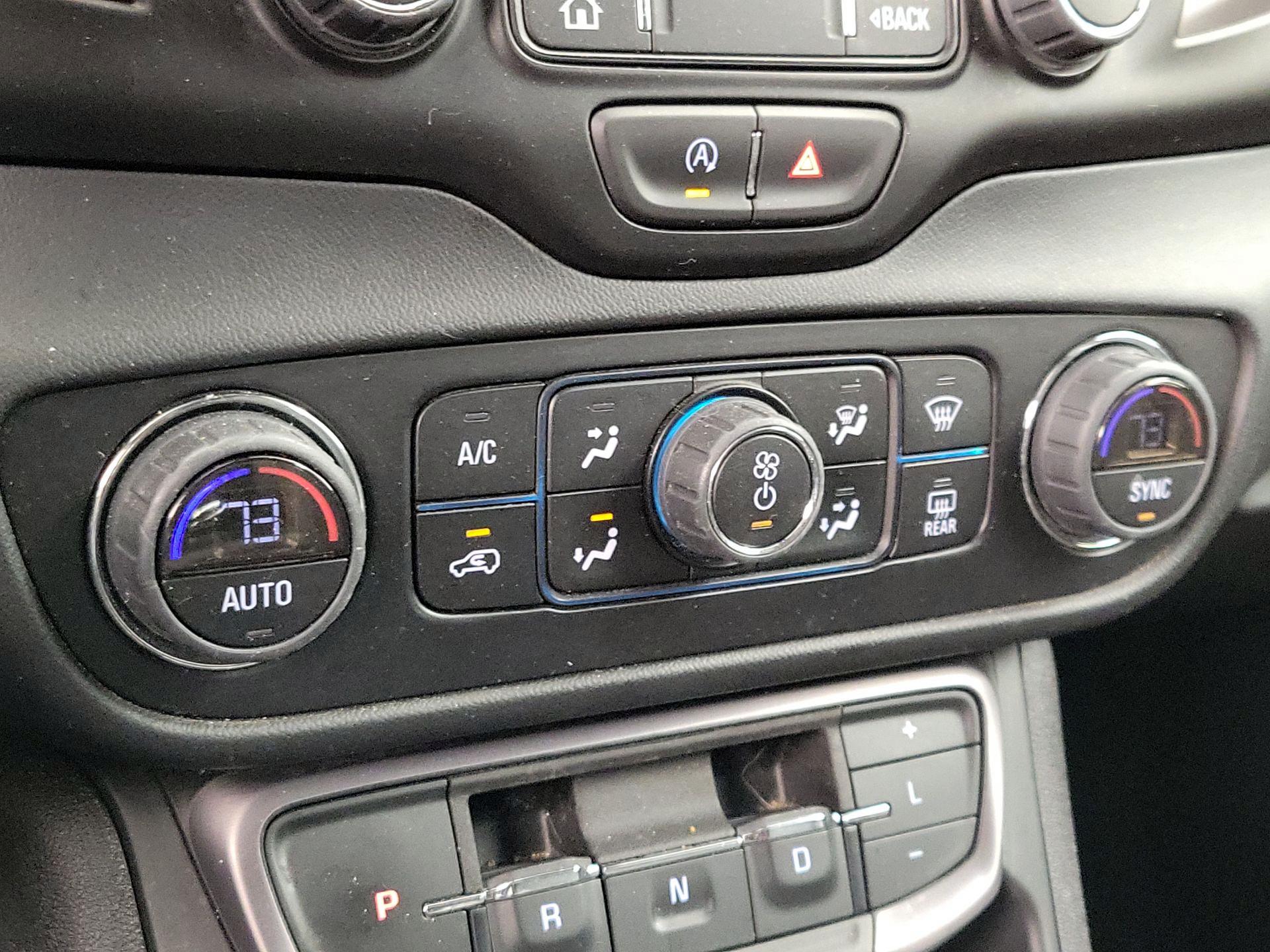 Thumbnail: 2023 GMC Terrain - 16