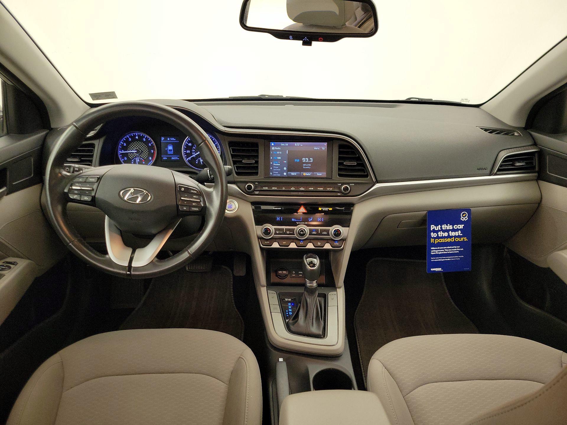 Thumbnail: 2019 Hyundai Elantra - 9