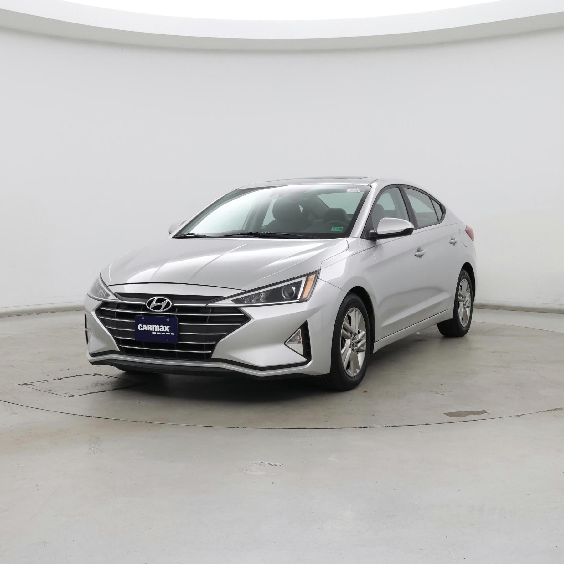 Thumbnail: 2019 Hyundai Elantra - 4