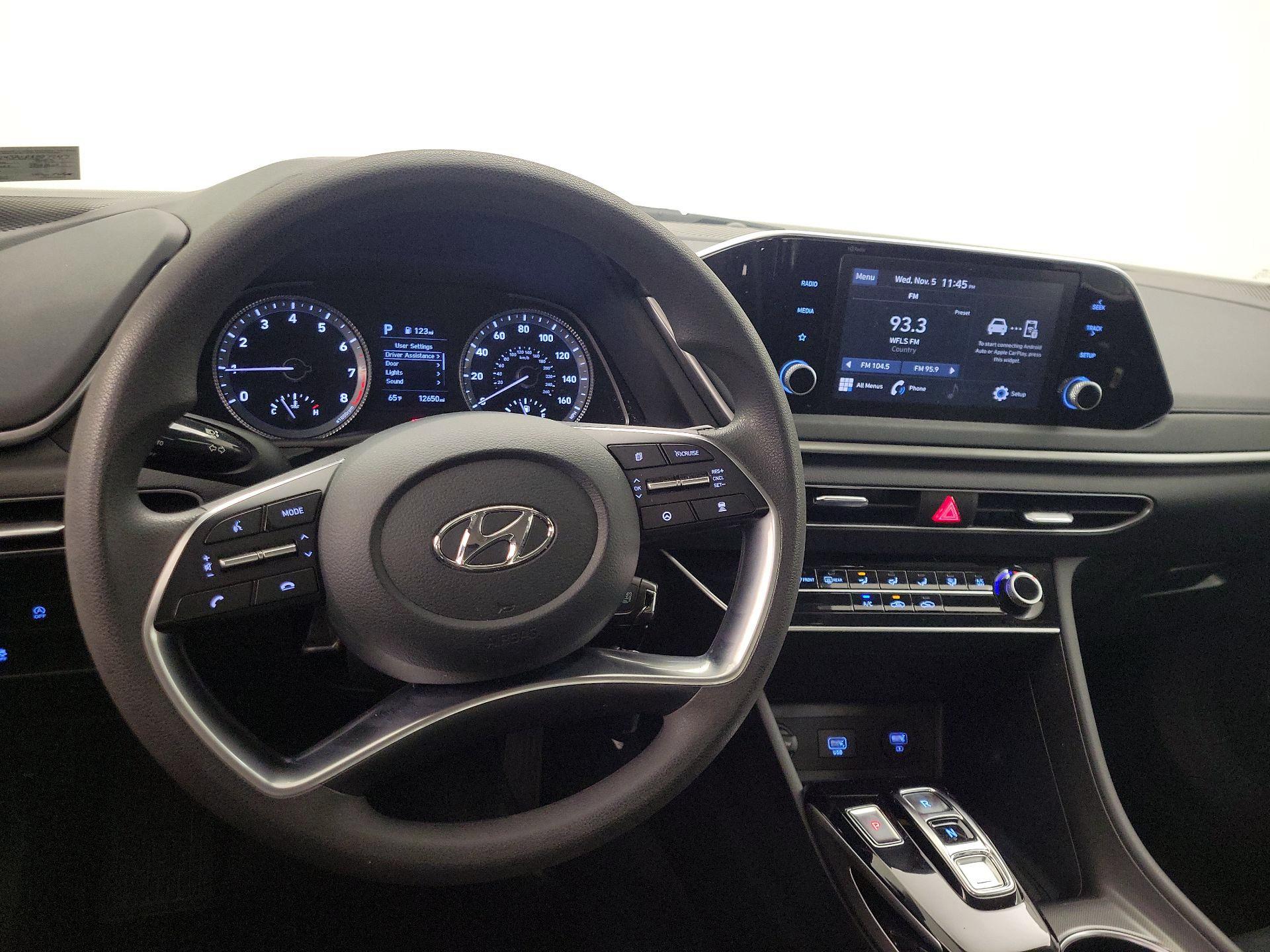 Thumbnail: 2023 Hyundai Sonata - 10