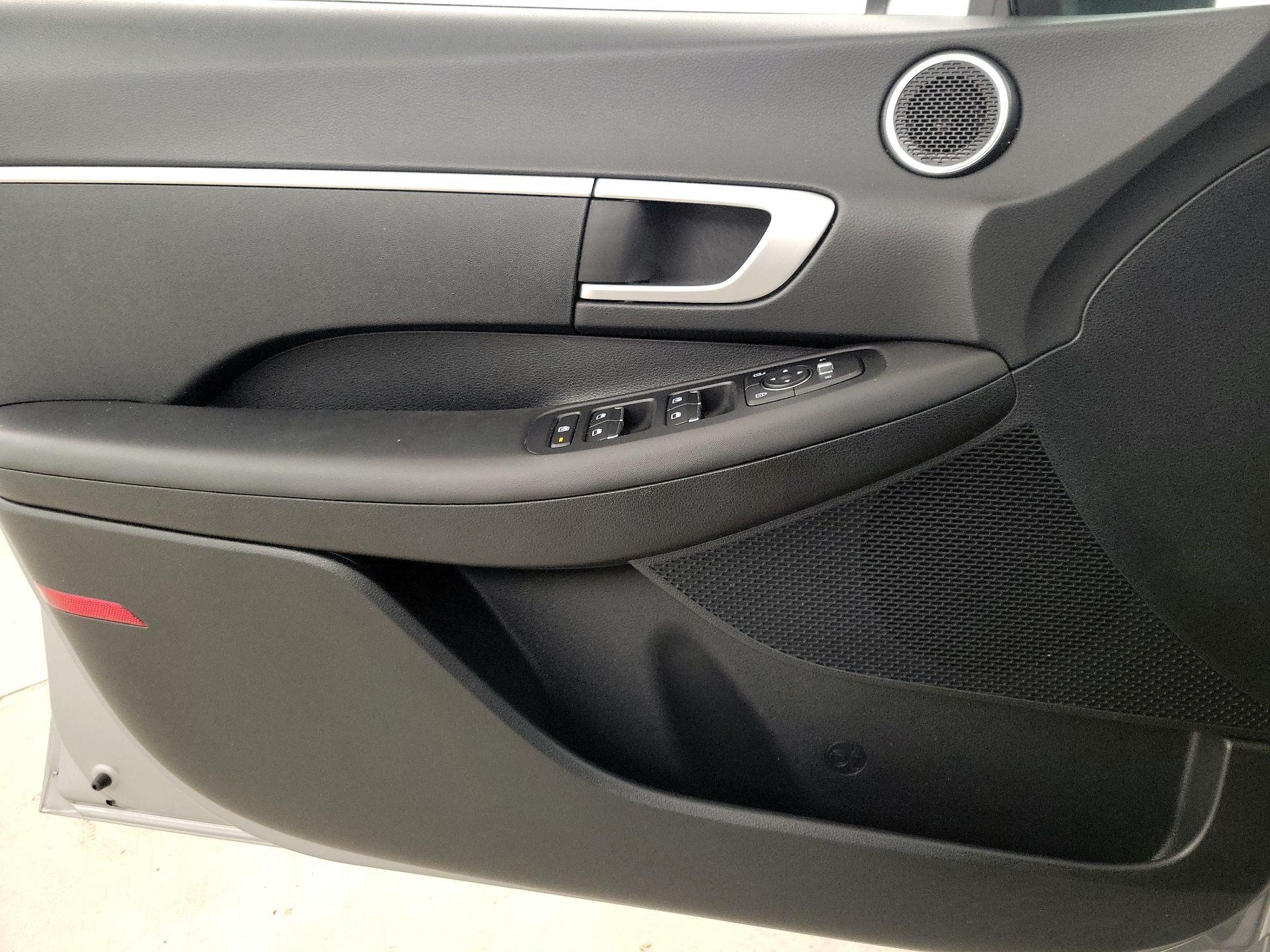 Thumbnail: 2023 Hyundai Sonata - 12