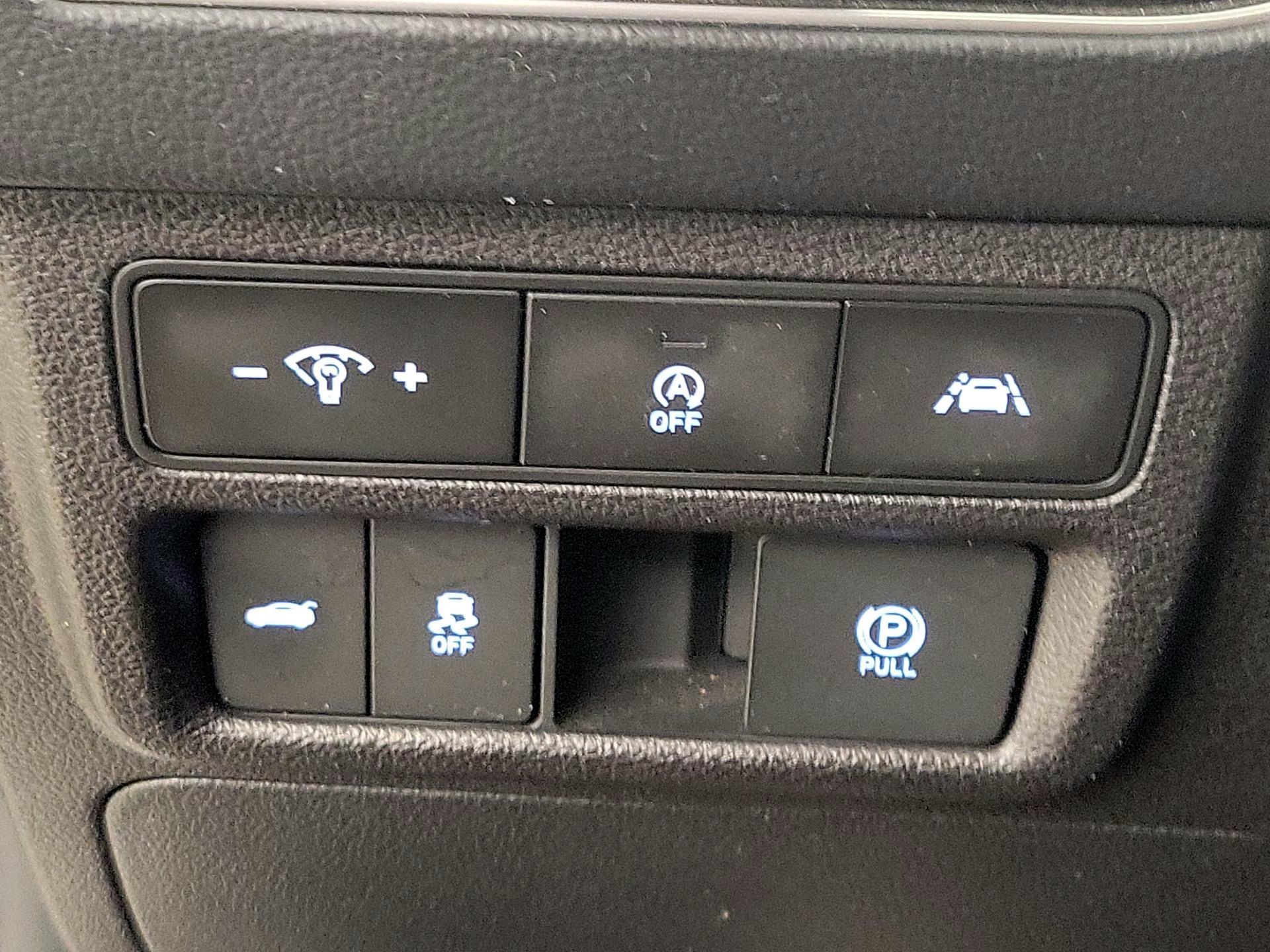 Thumbnail: 2023 Hyundai Sonata - 13