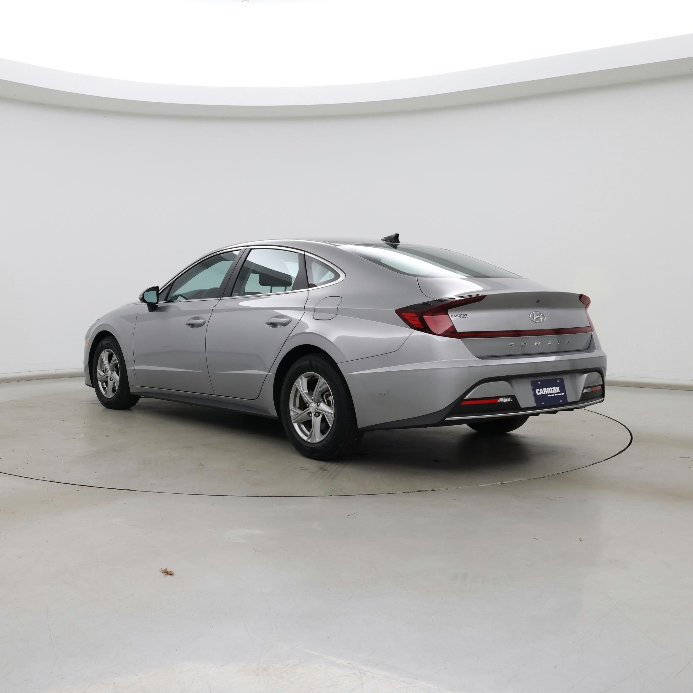 Thumbnail: 2023 Hyundai Sonata - 2