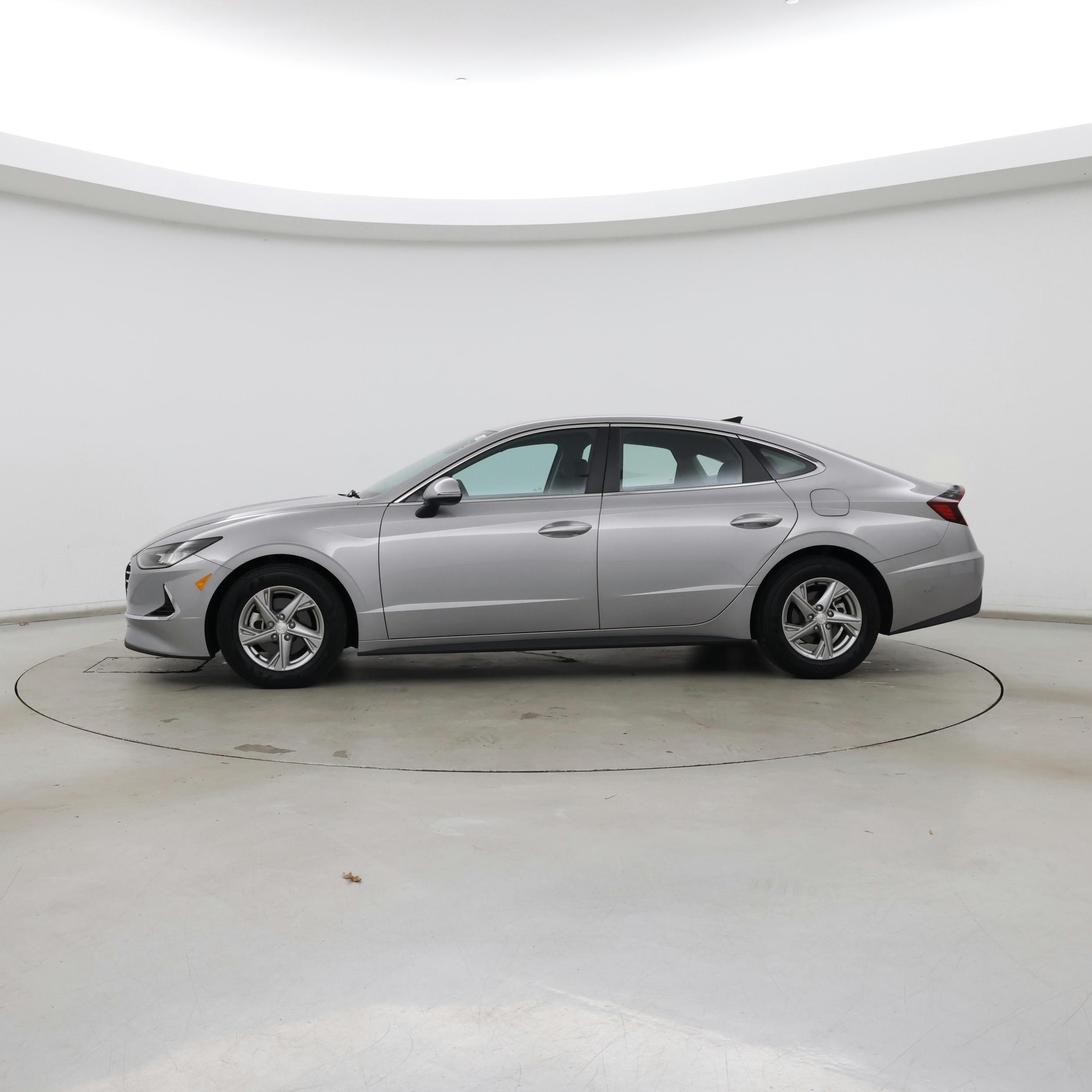 Thumbnail: 2023 Hyundai Sonata - 3