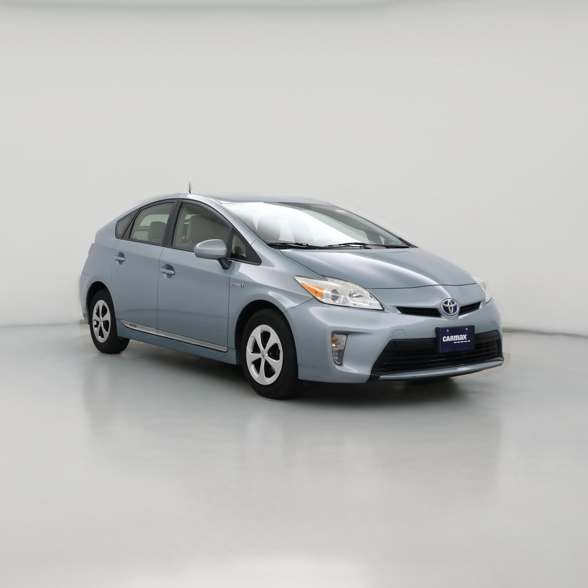 Thumbnail: 2015 Toyota Prius - 1