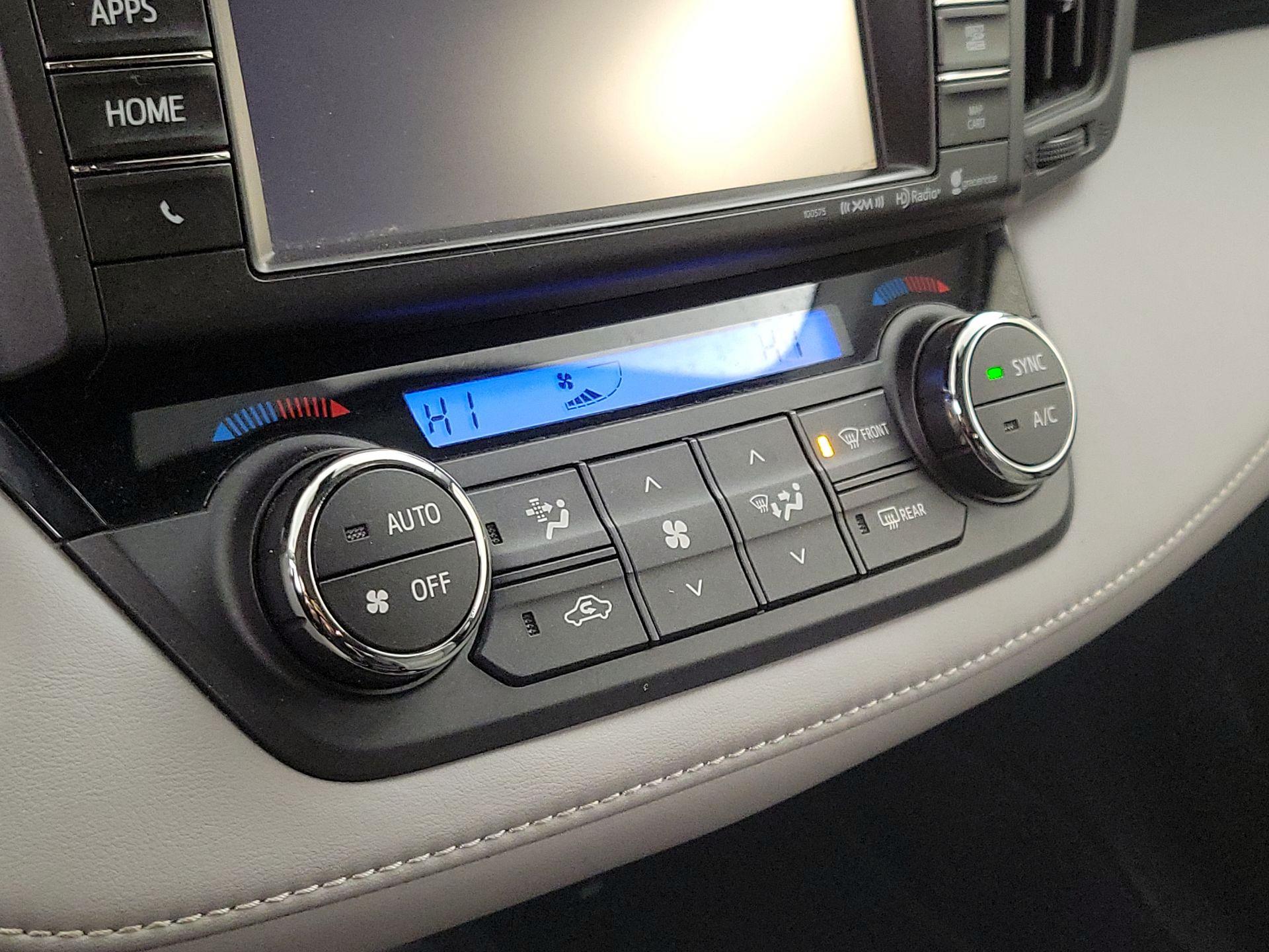 Thumbnail: 2018 Toyota RAV4 - 17