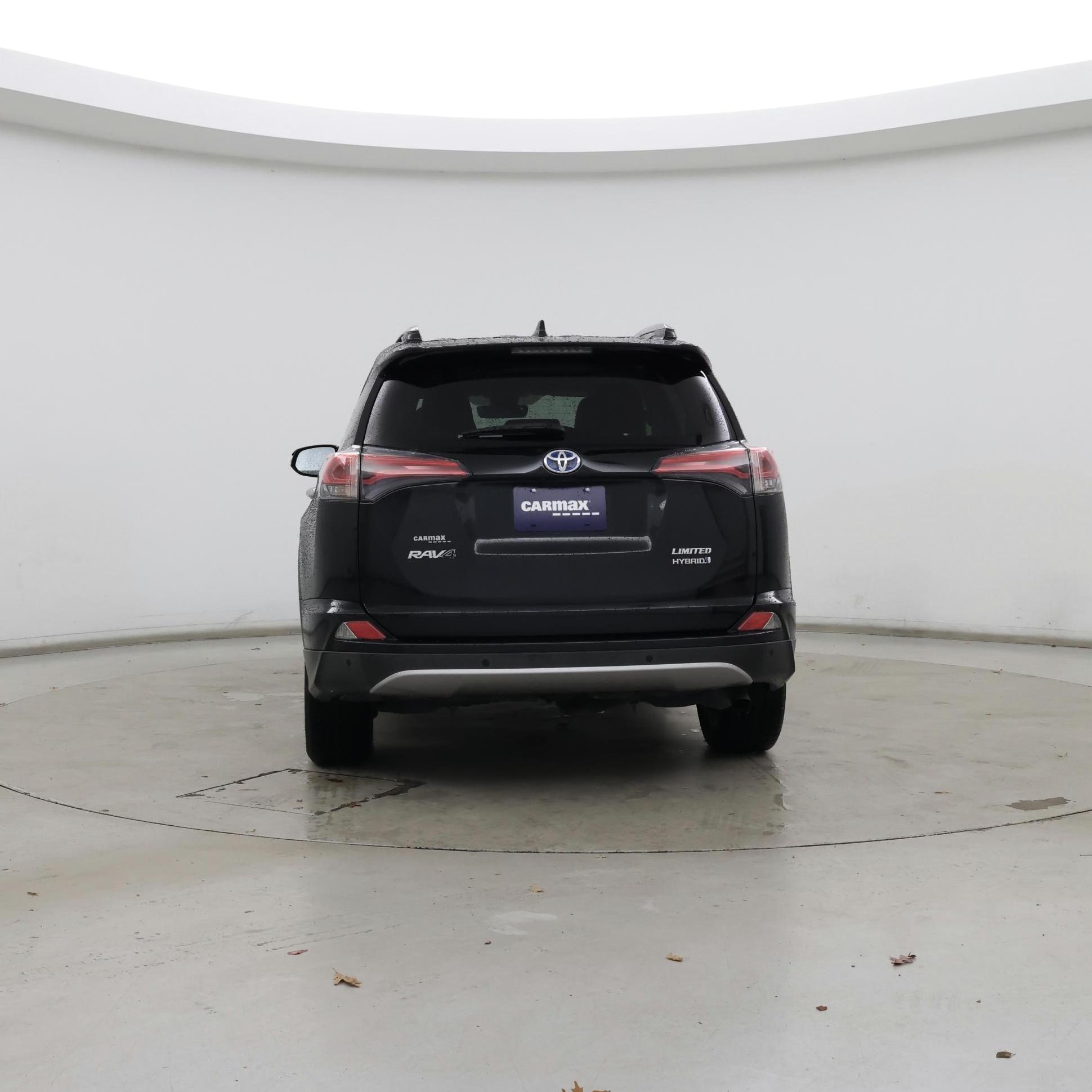 Thumbnail: 2018 Toyota RAV4 - 6